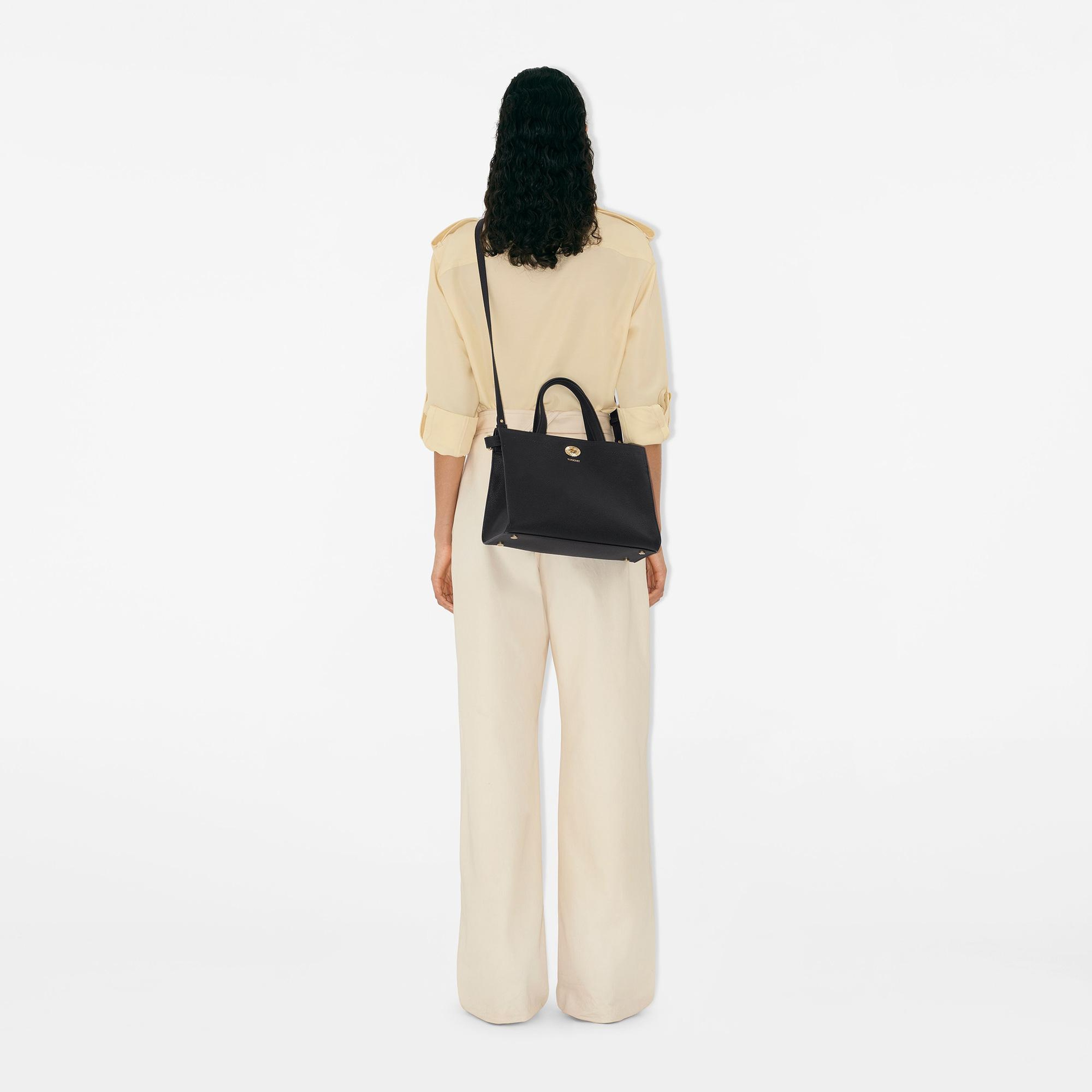 Burberry Small Cotswolds Tote Kadın Siyah Omuz Çantası