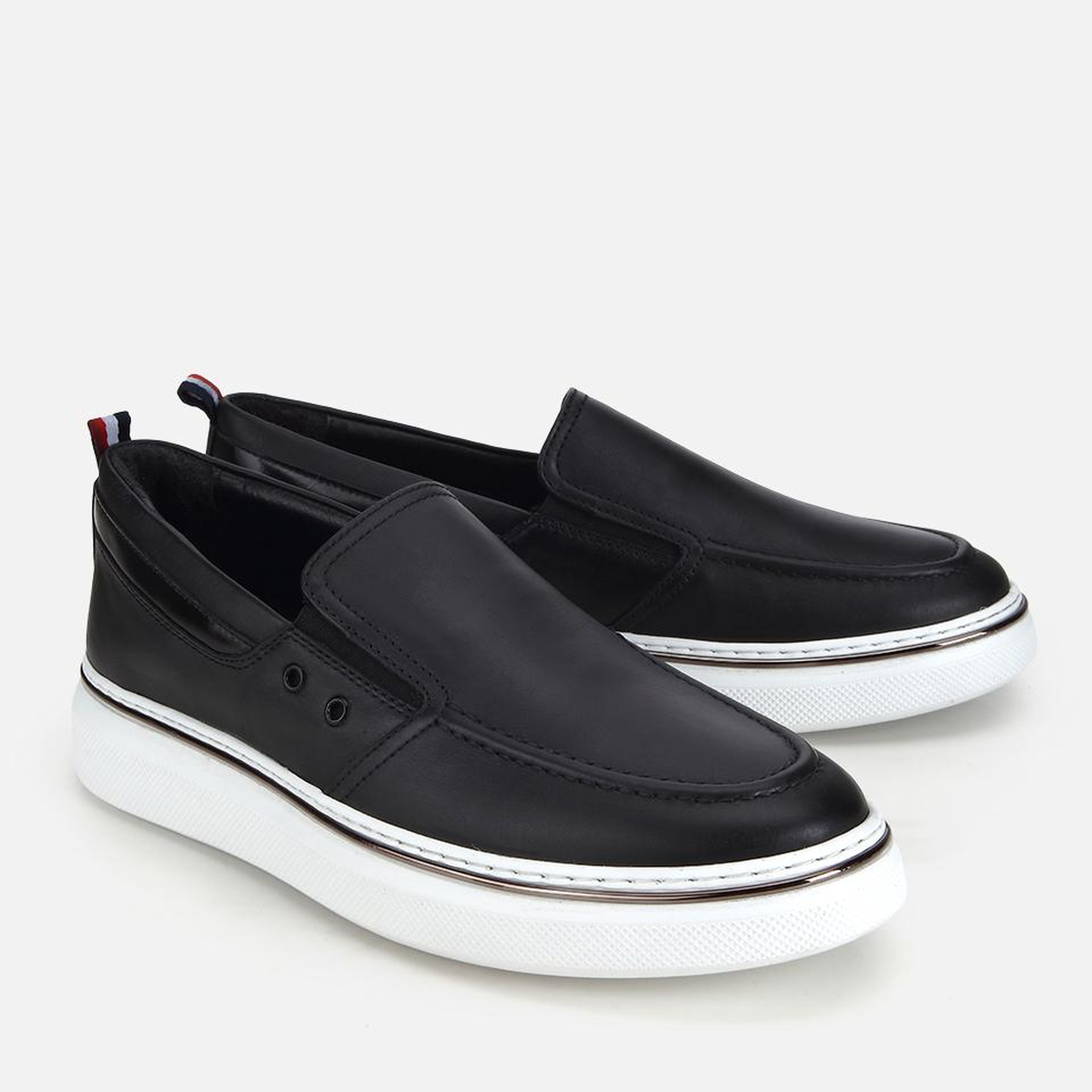 Erkek Deri Siyah Metal Detaylı Günlük Loafer