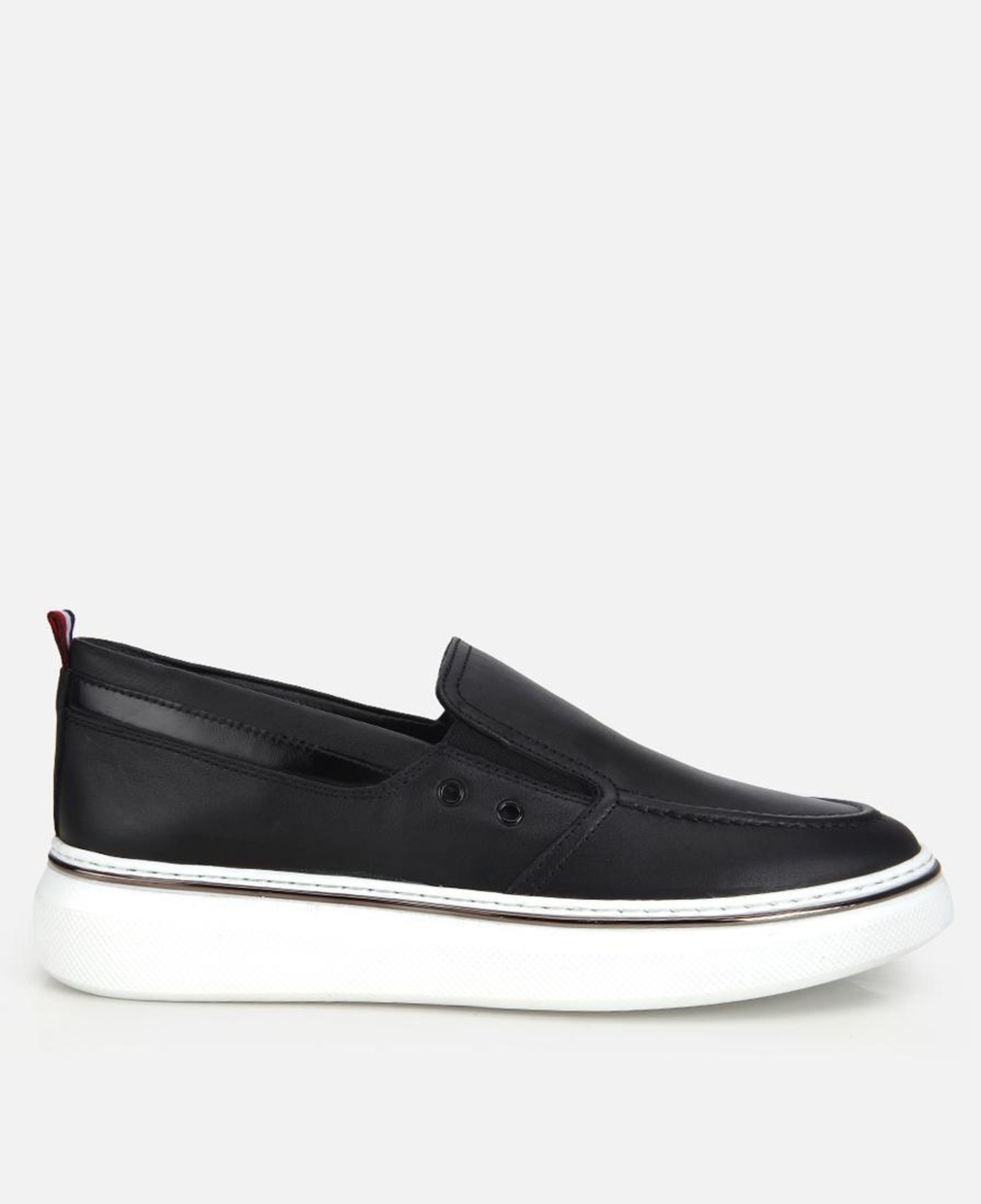 Erkek Deri Siyah Metal Detaylı Günlük Loafer