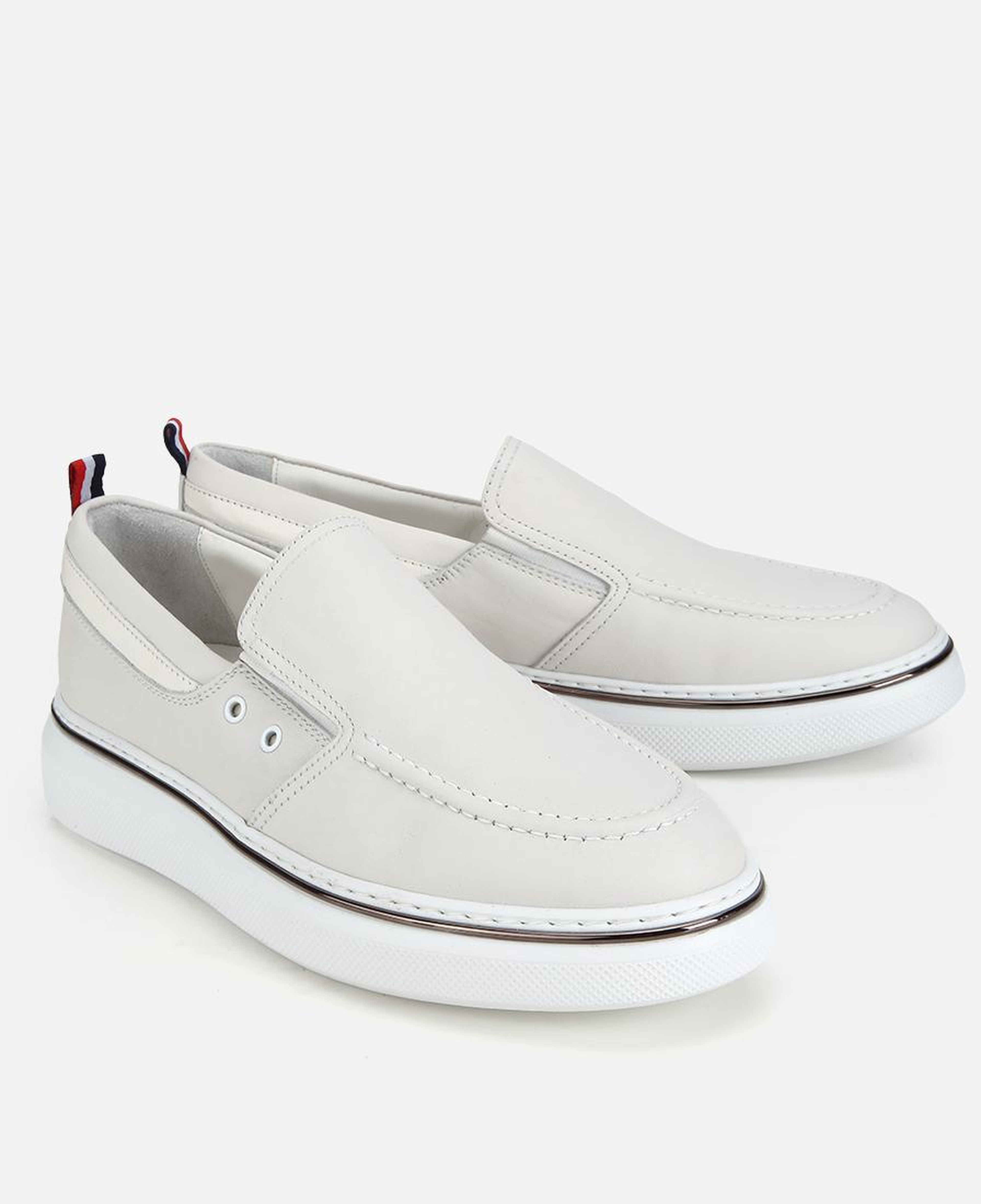 Erkek Deri Beyaz Metal Detaylı Günlük Loafer