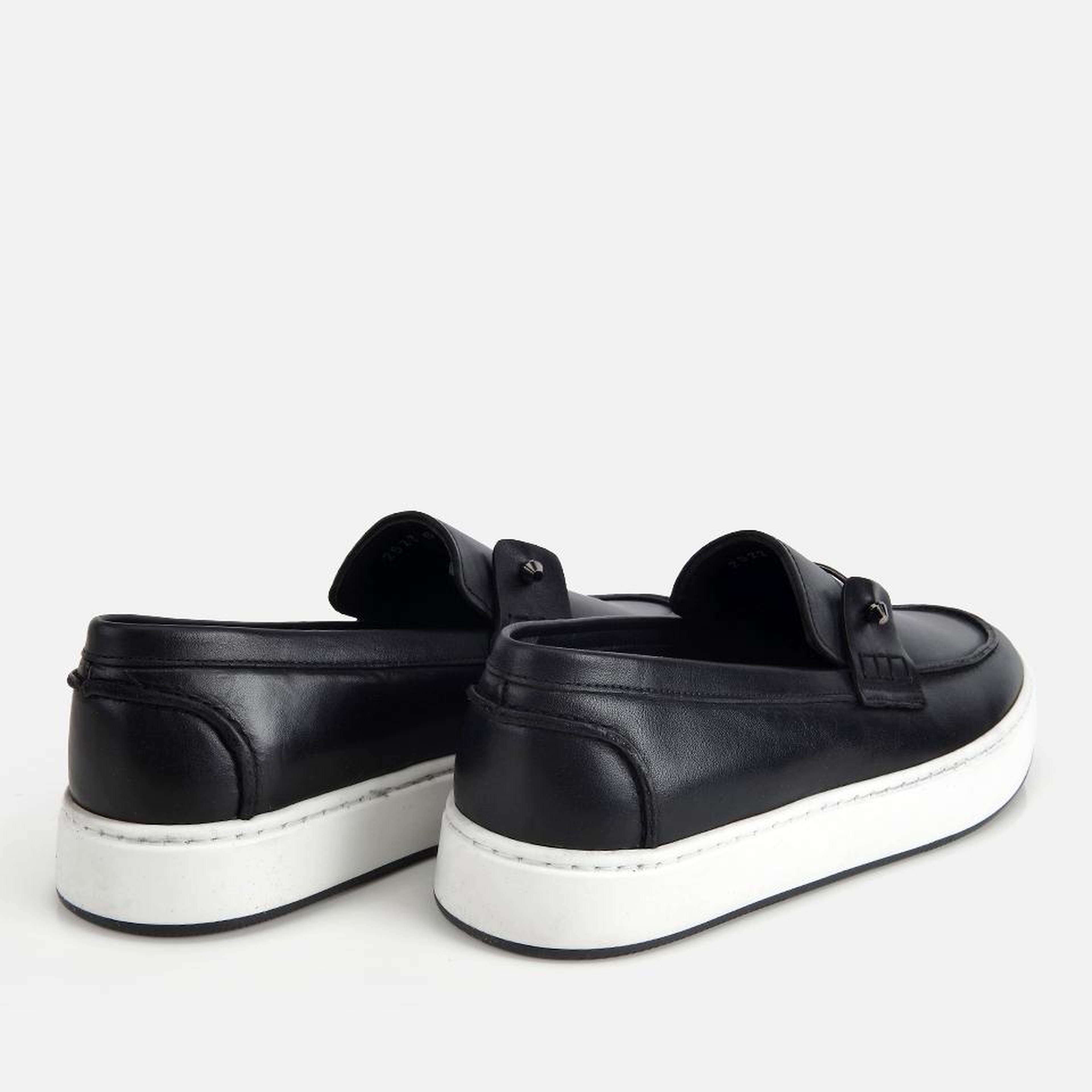 Erkek Deri Siyah Metal Detaylı Günlük Loafer