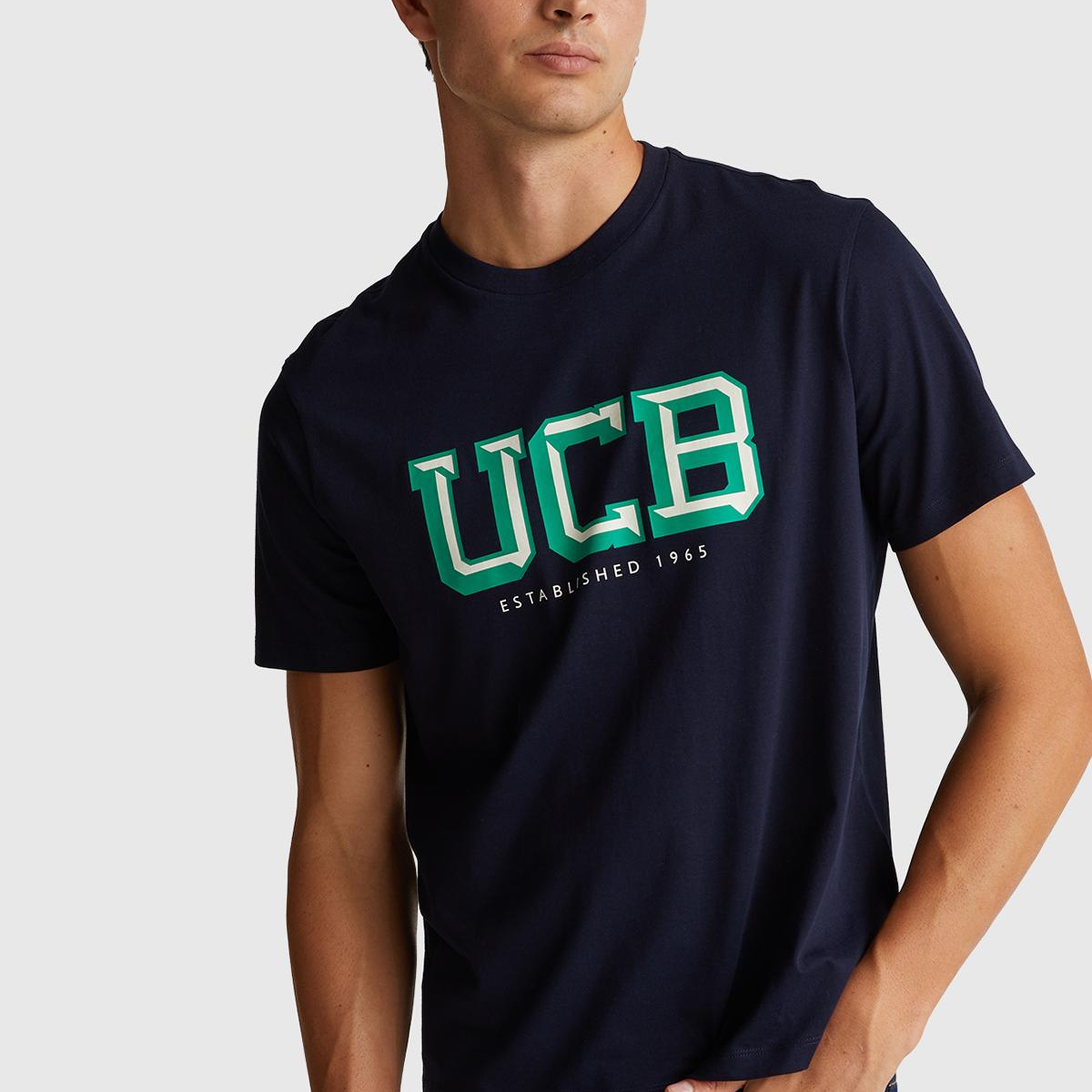 Erkek Lacivert-UCB %100 Pamuk Önü Logo Baskılı Relax Fit T-Shirt