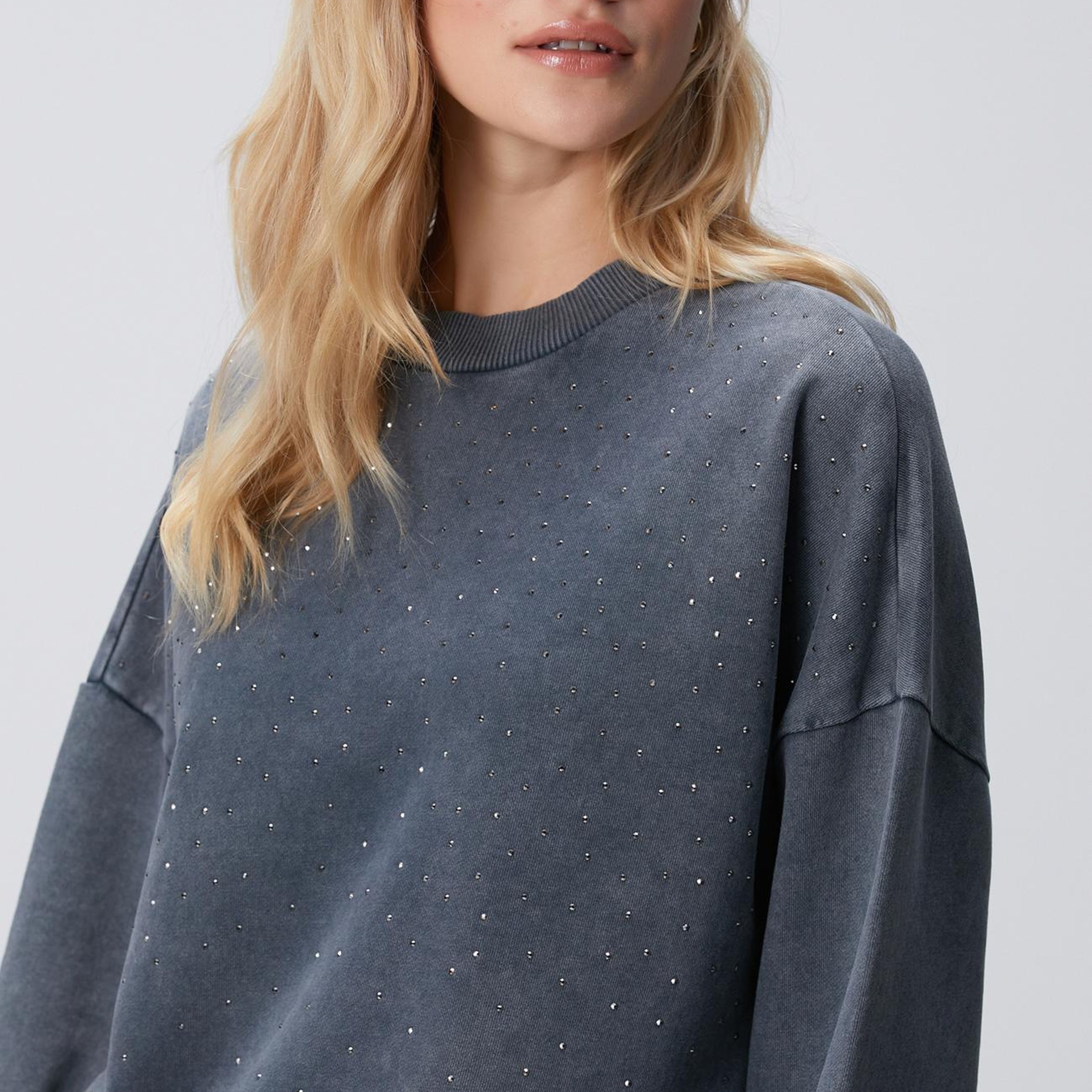Network Kadın Antrasit Taşlı Sweatshirt