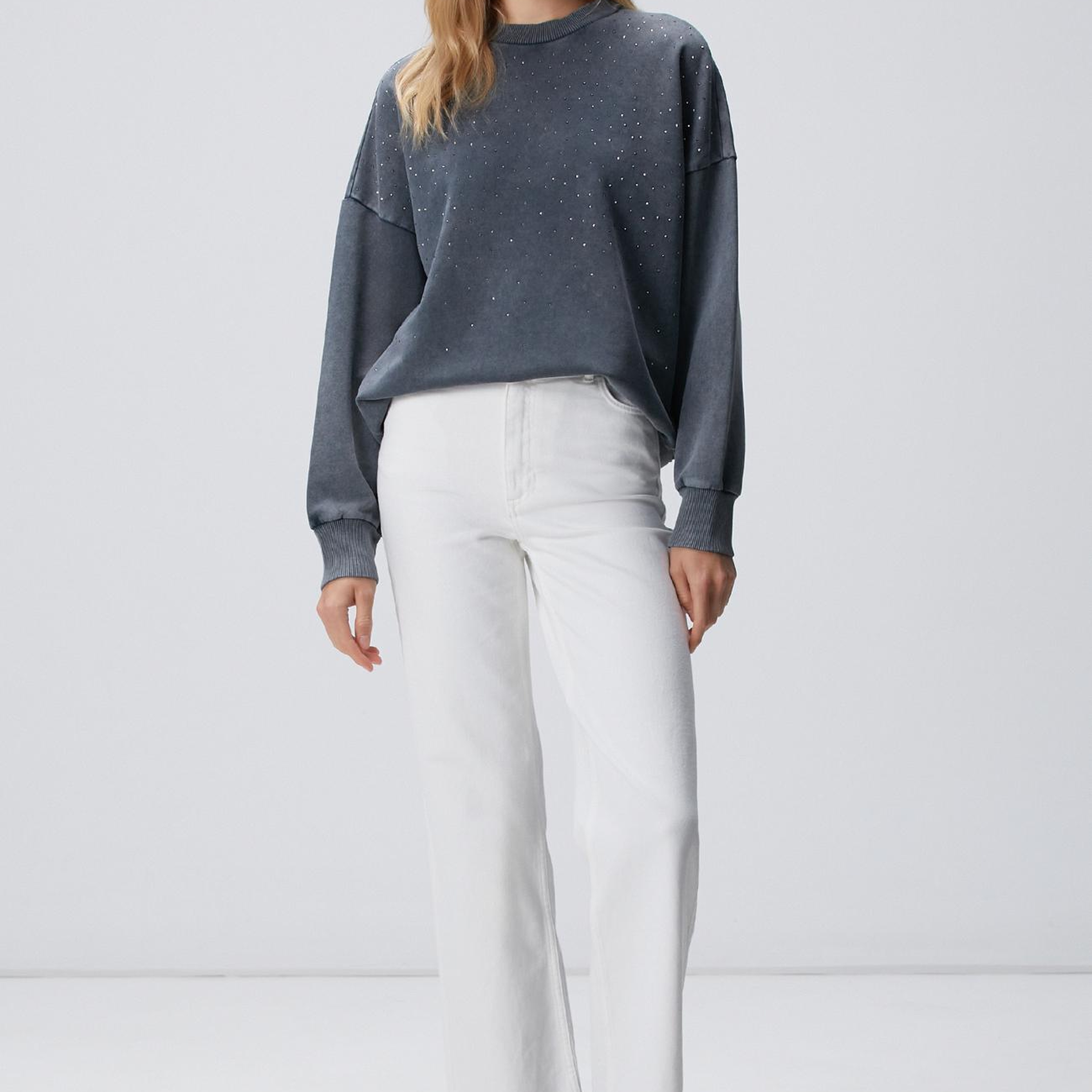 Network Kadın Antrasit Taşlı Sweatshirt