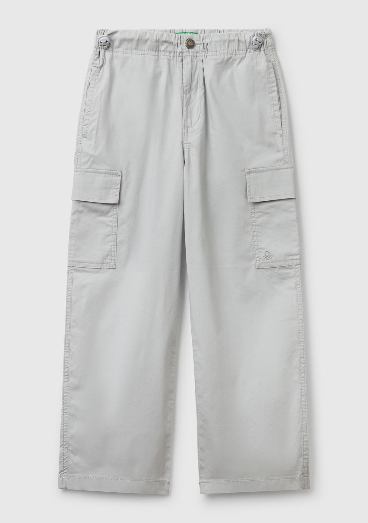 Erkek Çocuk Gri Melanj Logo Detaylı Paraşüt Pantolon