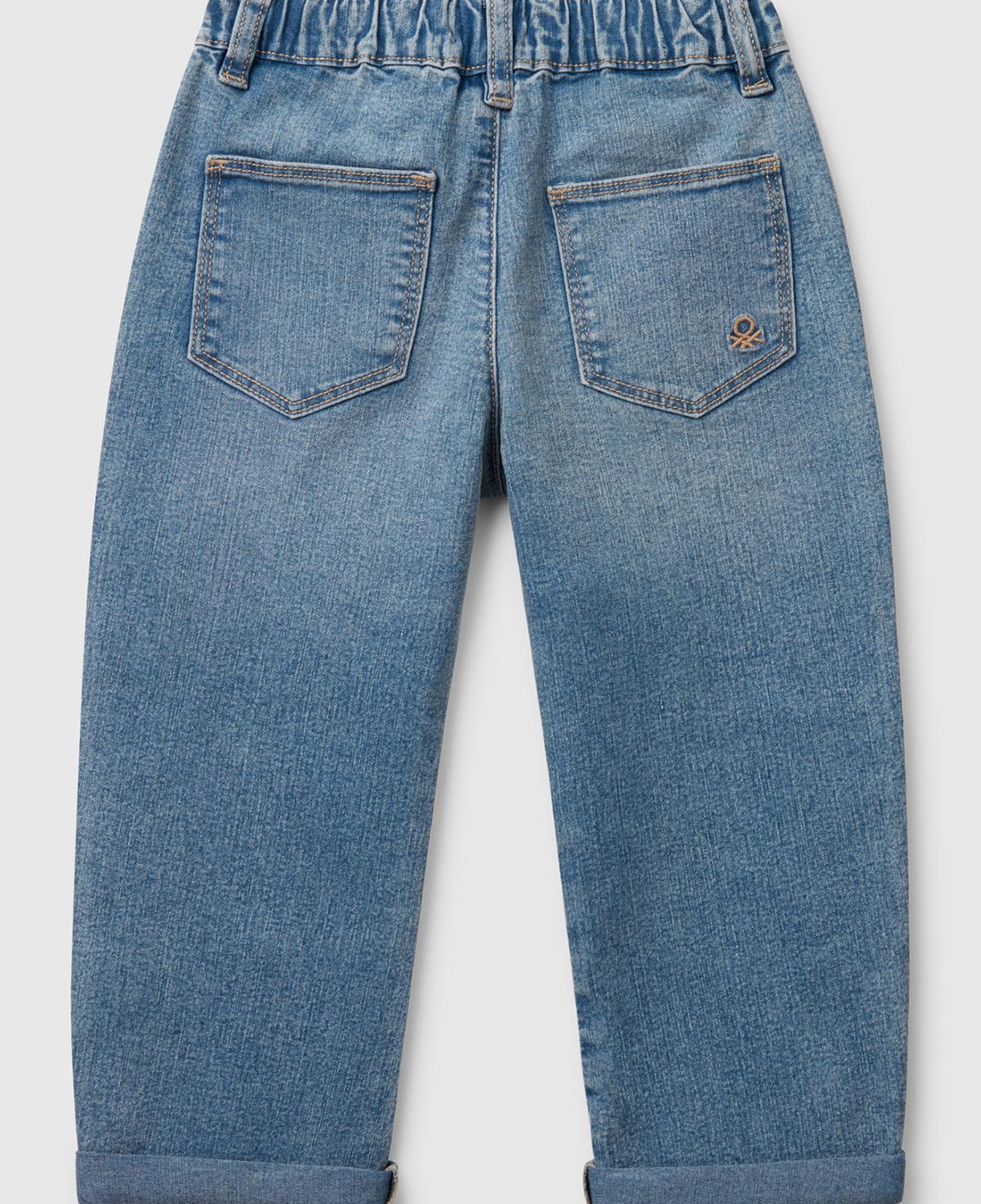 Erkek Çocuk Açık Denim Beli Büzgü İpli Yama Cepli Denim Havuç Pantolon