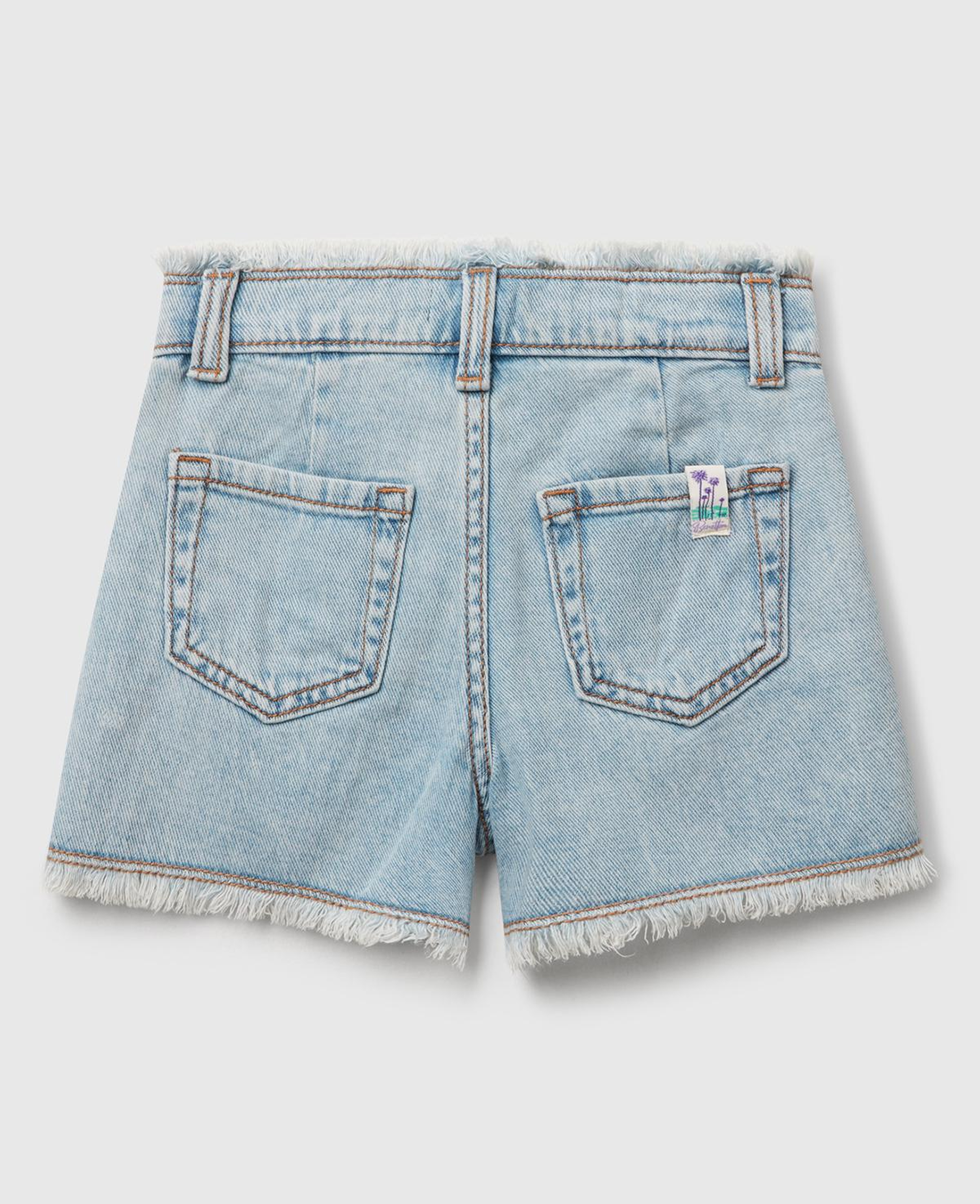 Kız Çocuk Açık Denim Arka Cebi Logo Etiketli Beli Lastikli Denim Şort