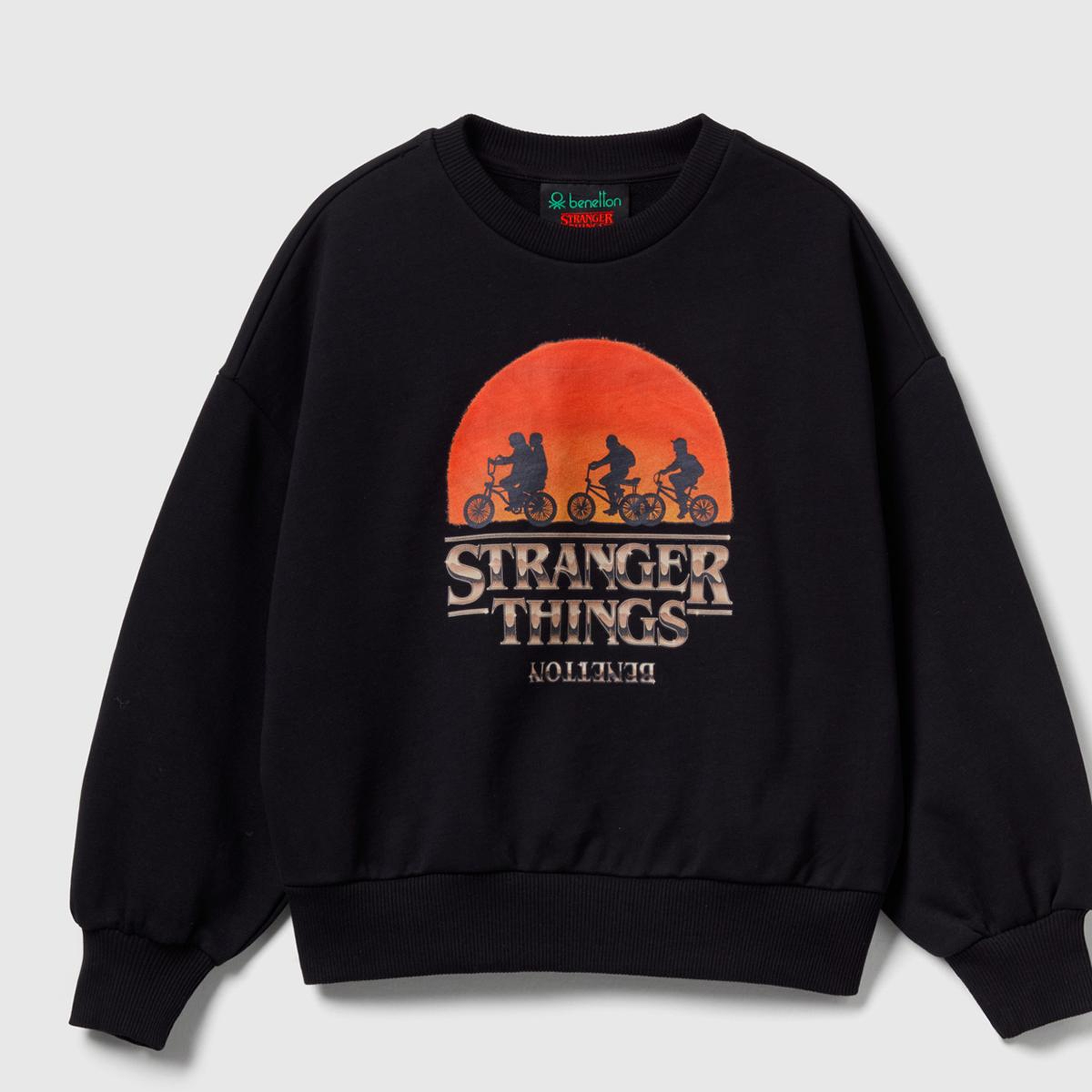 Kız Çocuk Siyah %100 Pamuk Oversize Stranger Things Ön Baskılı Sweatshirt