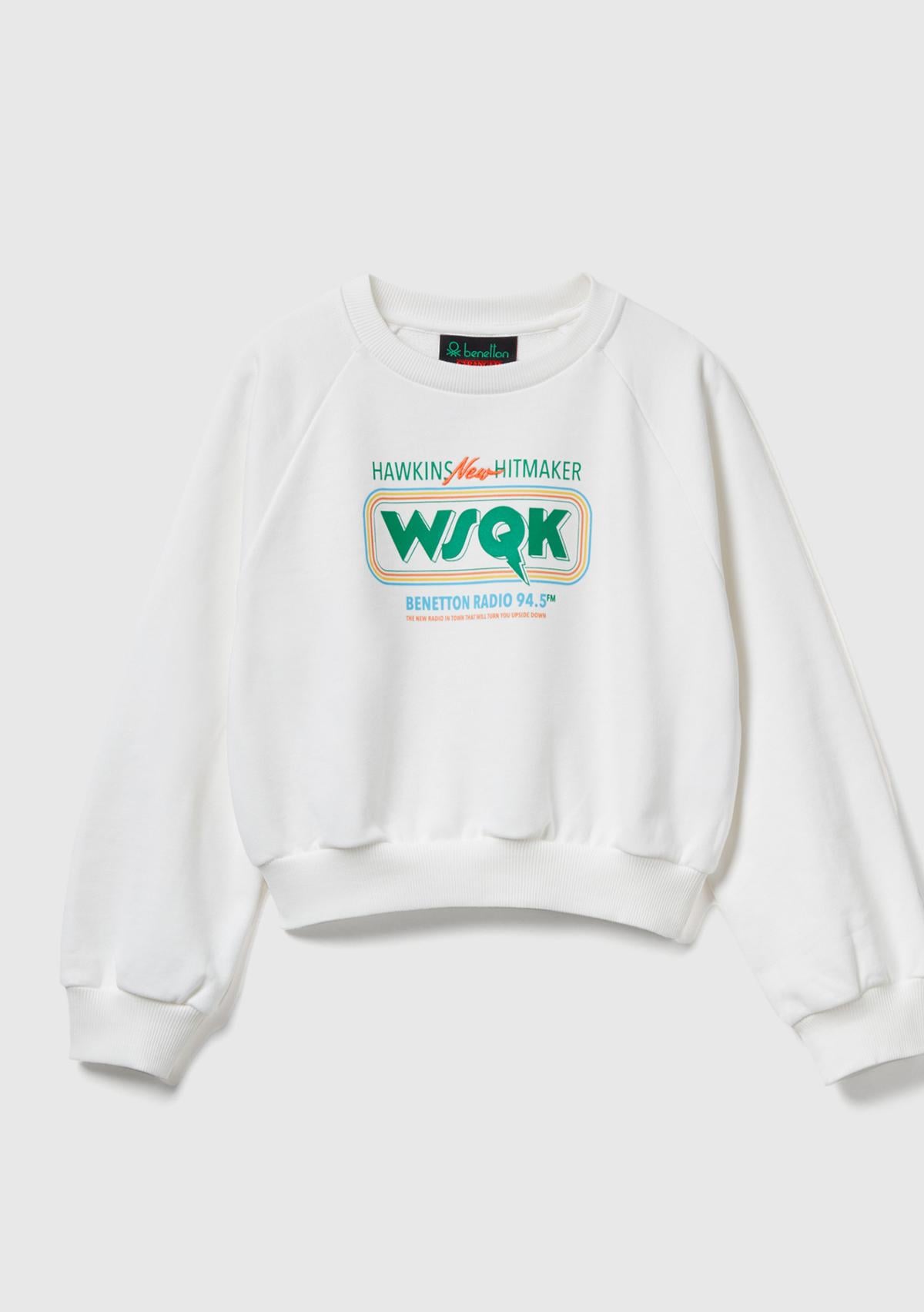 Kız Çocuk Krem %100 Pamuk Kısa Kesim Stranger Things Ön Baskı Detaylı Ribanalı Sweatshirt