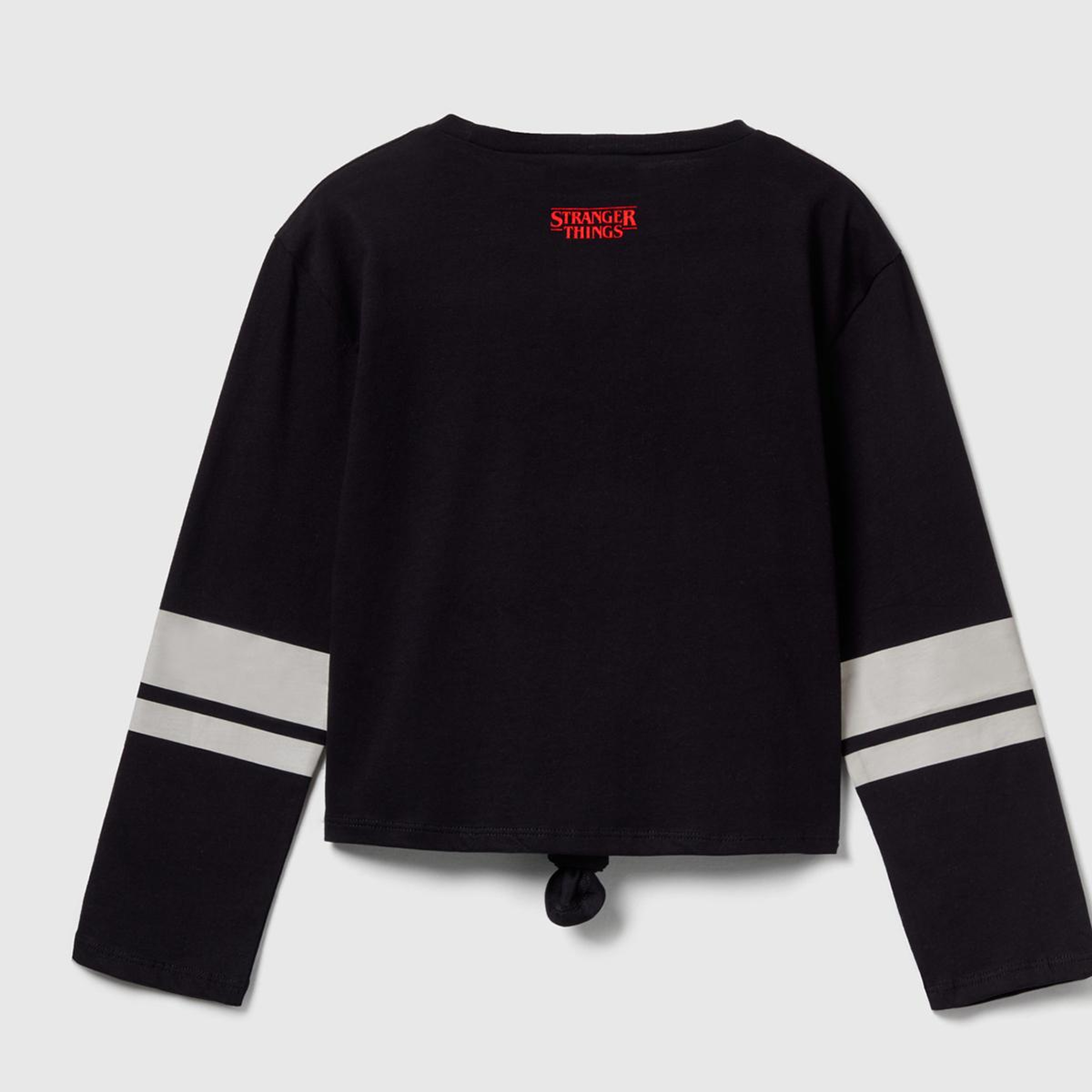 Kız Çocuk Siyah %100 Pamuk Stranger Things Ön Düğüm Detaylı Kol Şerit Baskılı T-Shirt