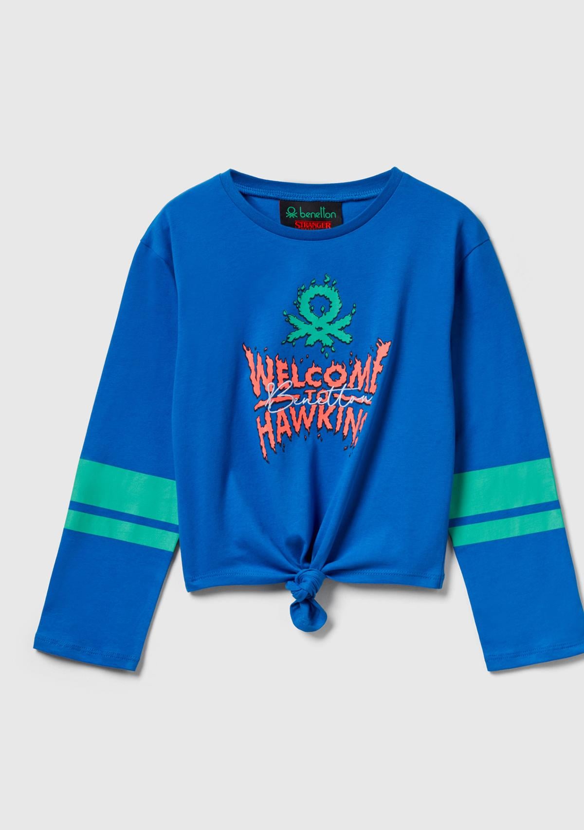 Kız Çocuk Mavi  %100 Pamuk Stranger Things Ön Düğüm Detaylı Kol Şerit Baskılı T-Shirt
