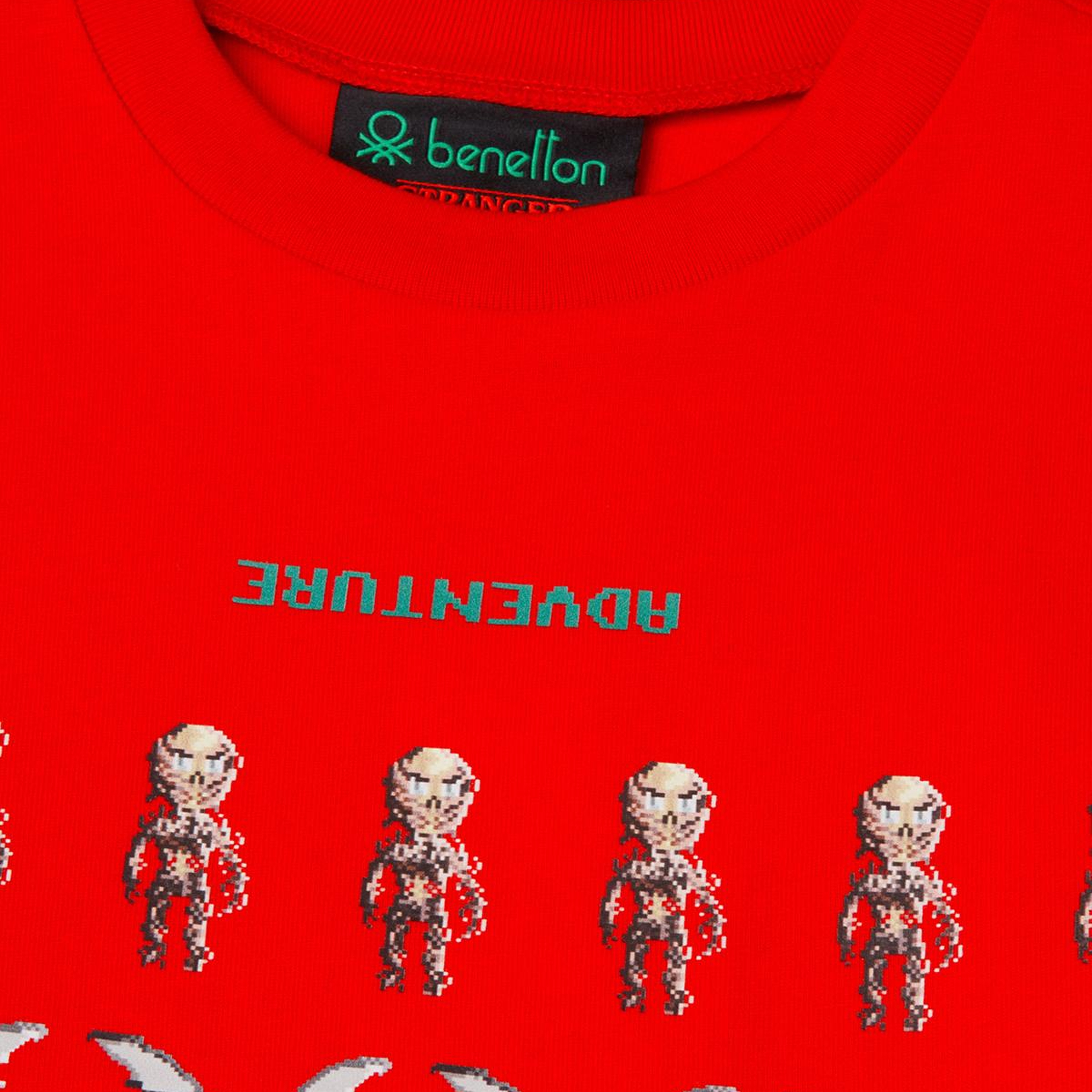 Erkek Çocuk Kırmızı %100 Pamuk Stranger Things Çift Kollu Baskılı Uzun Kollu T-Shirt