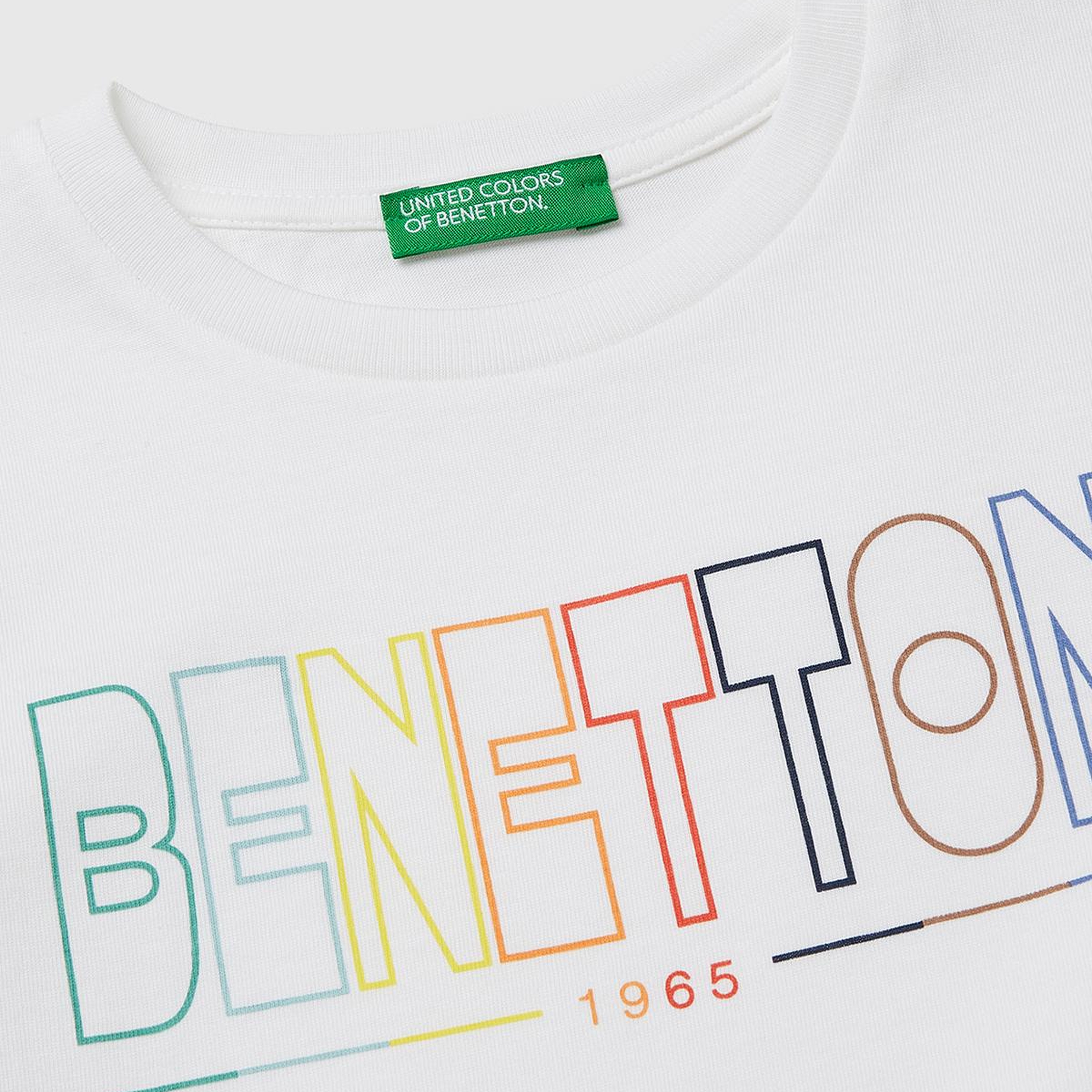 Erkek Çocuk Beyaz Önü Logo Baskılı Yuvarlak Yaka Uzun Kollu T-Shirt
