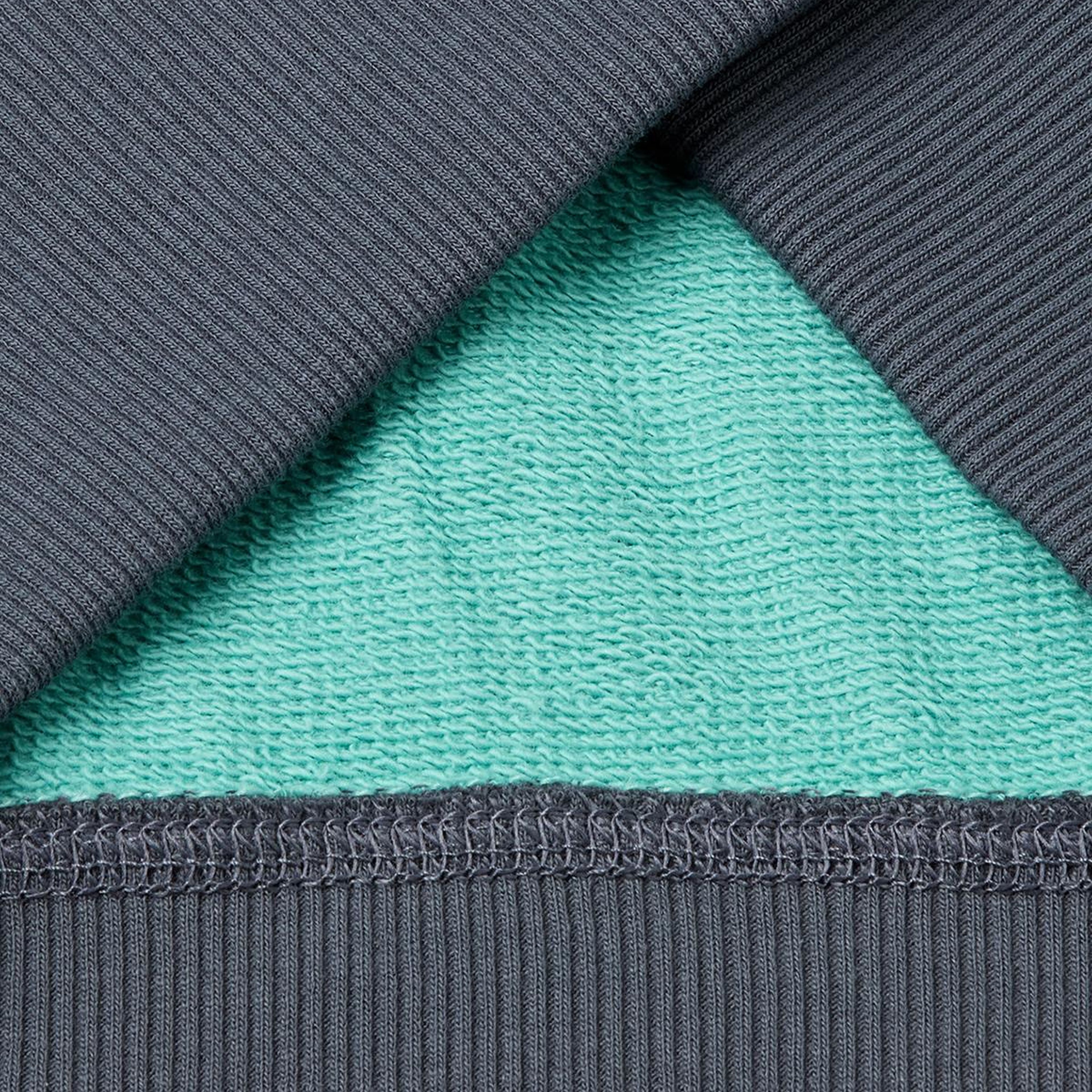 Erkek Çocuk Mix Logolu Sweatshirt