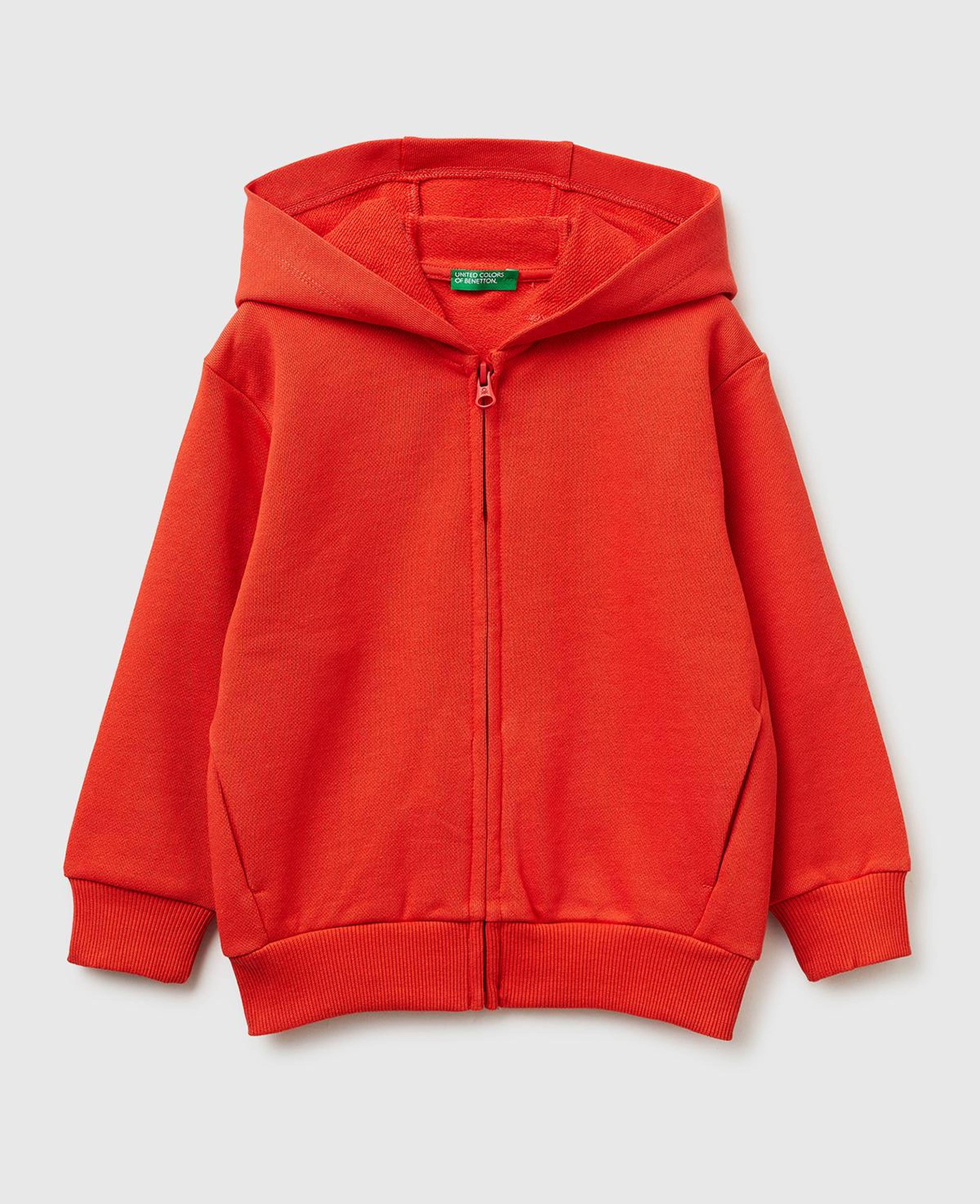 Erkek Çocuk Kırmızı Arkası Baskılı Fermuarlı Kapüşonlu Sweatshirt