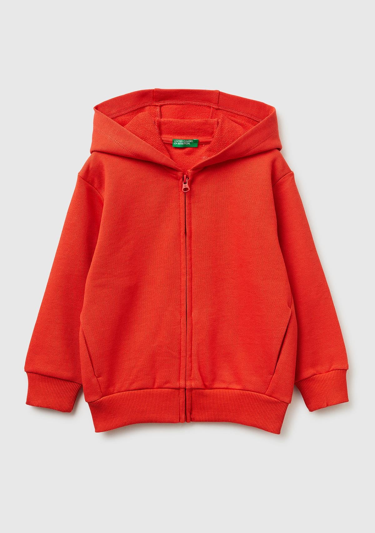 Erkek Çocuk Kırmızı Arkası Baskılı Fermuarlı Kapüşonlu Sweatshirt