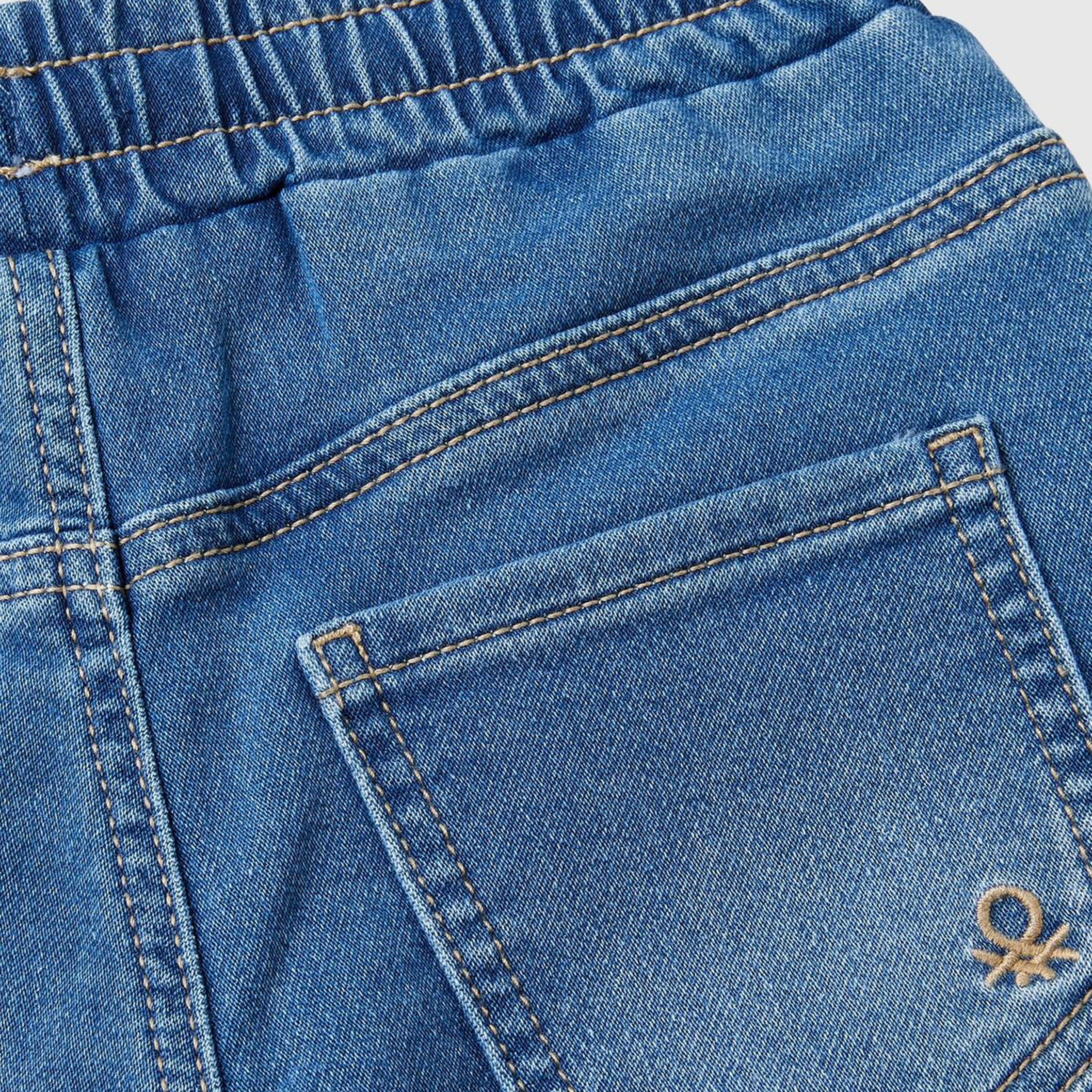Erkek Çocuk Mavi Arka Cebi Logolu Lastik Paça Ağartılmış Denim Pantolon
