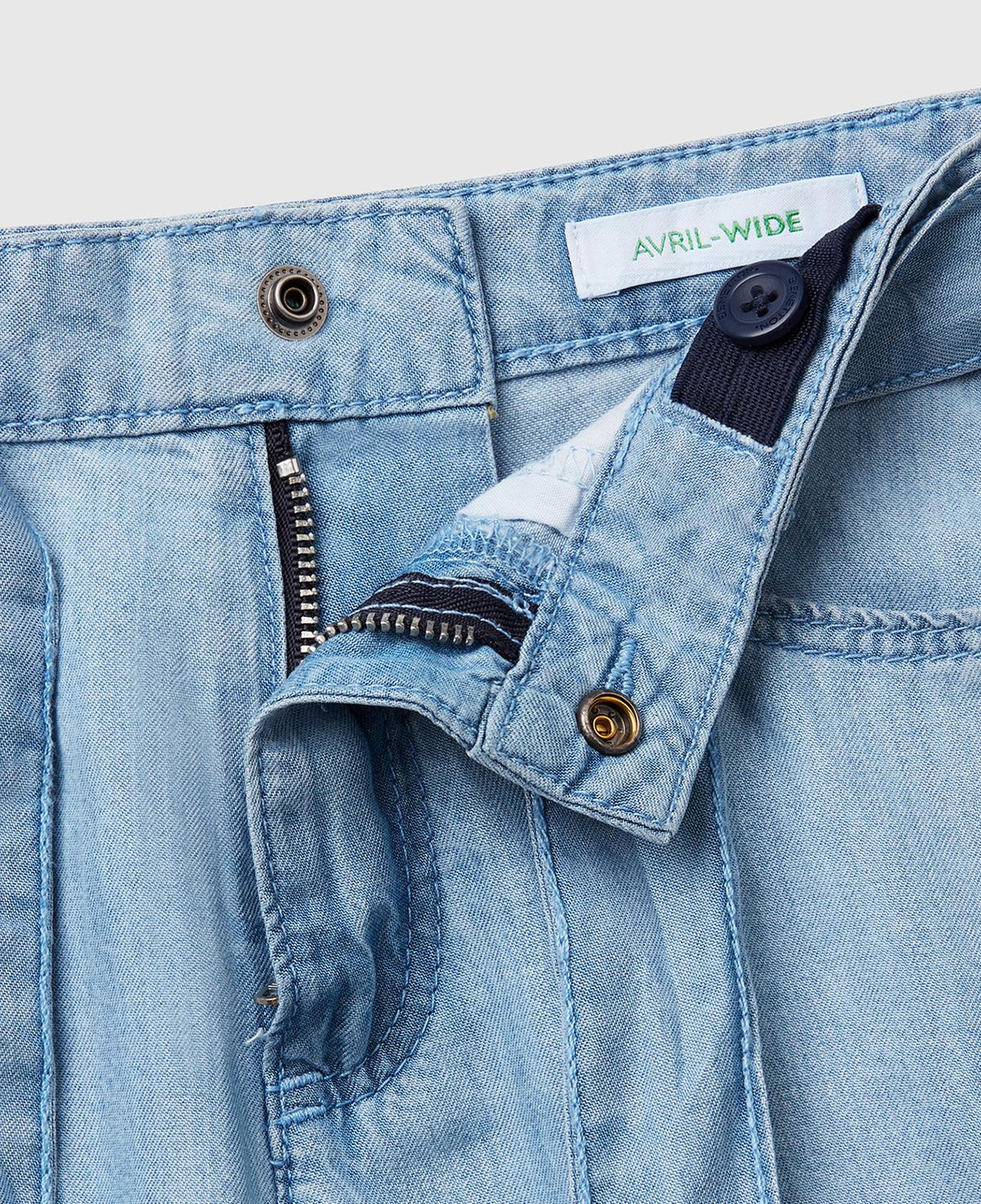 Kız Çocuk Açık Mavi %100 Liyosel Taş Yıkama Kuşaklı Wide Leg Denim Pantolon