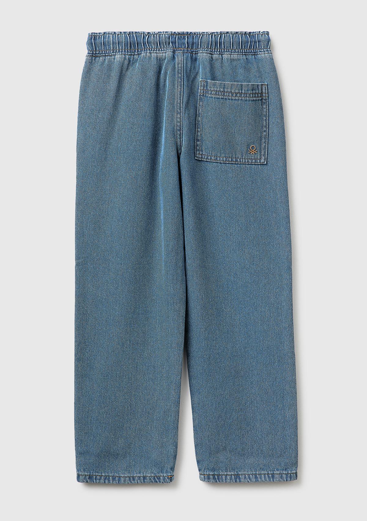 Erkek Çocuk Mavi Beli ve Paçası Büzgülü Denim Pantolon