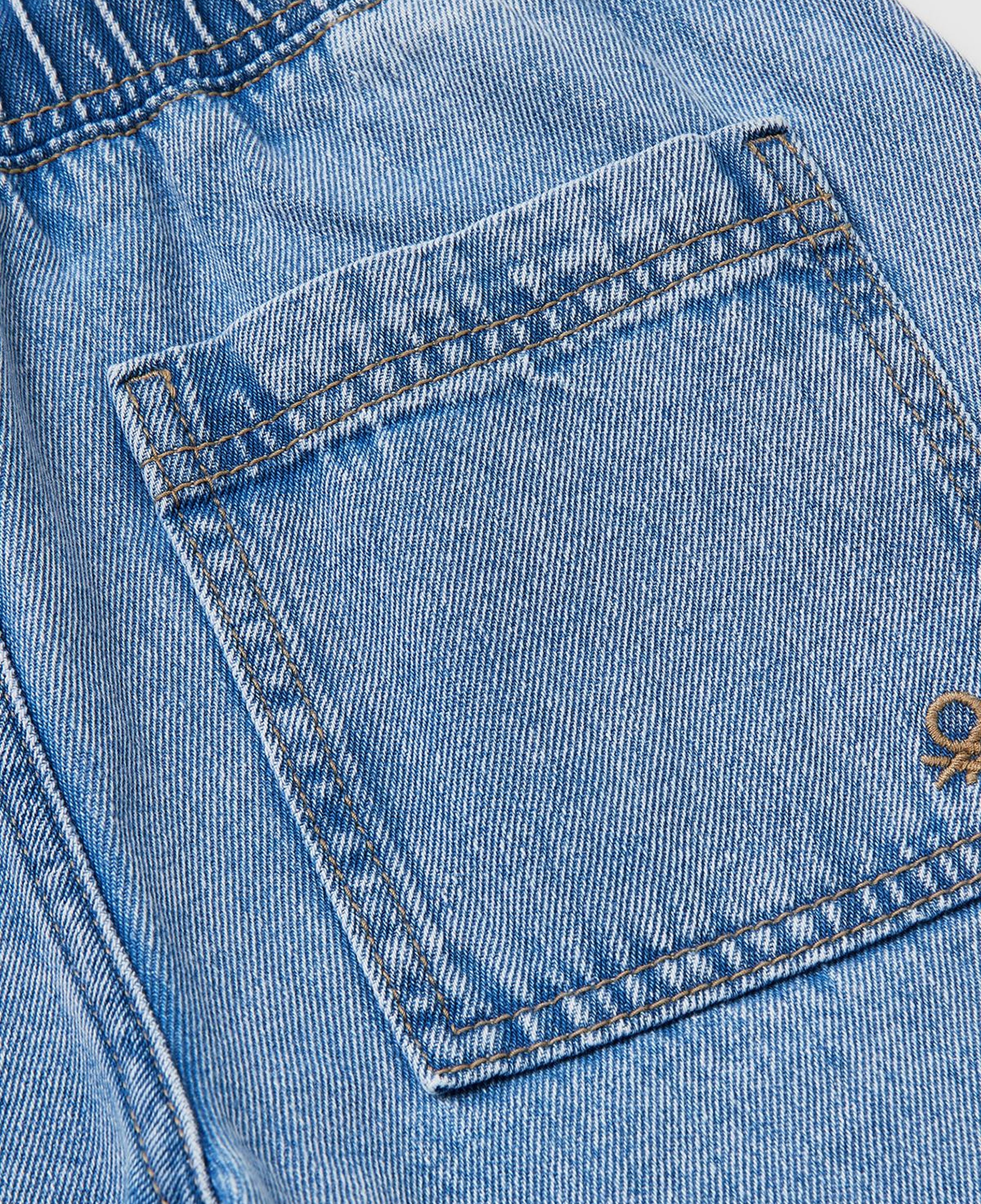 Erkek Çocuk Mavi Beli ve Paçası Büzgülü Denim Pantolon