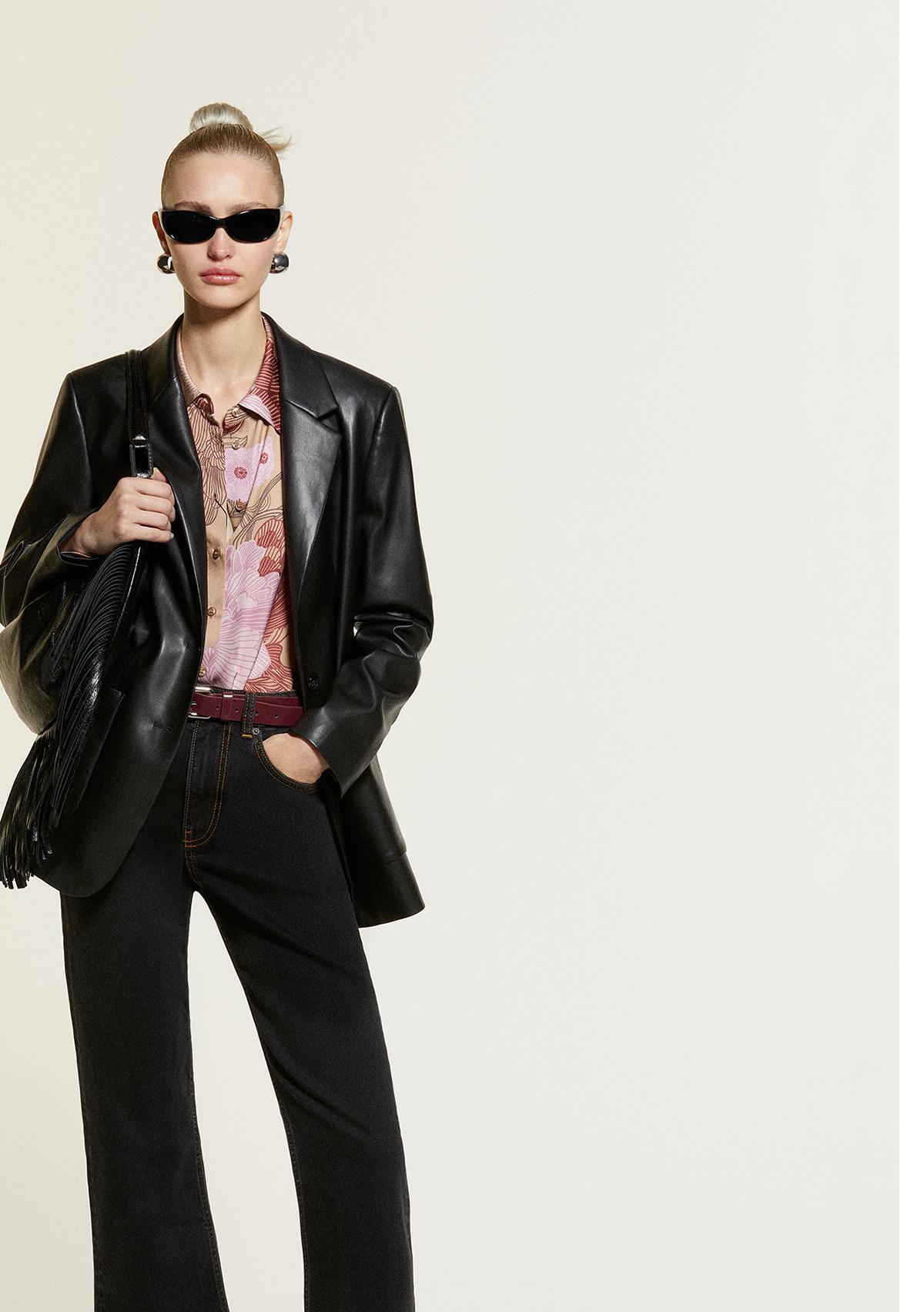 Kadın Siyah Suni Deri Düğmeli Cepli Regular Fit Blazer Ceket