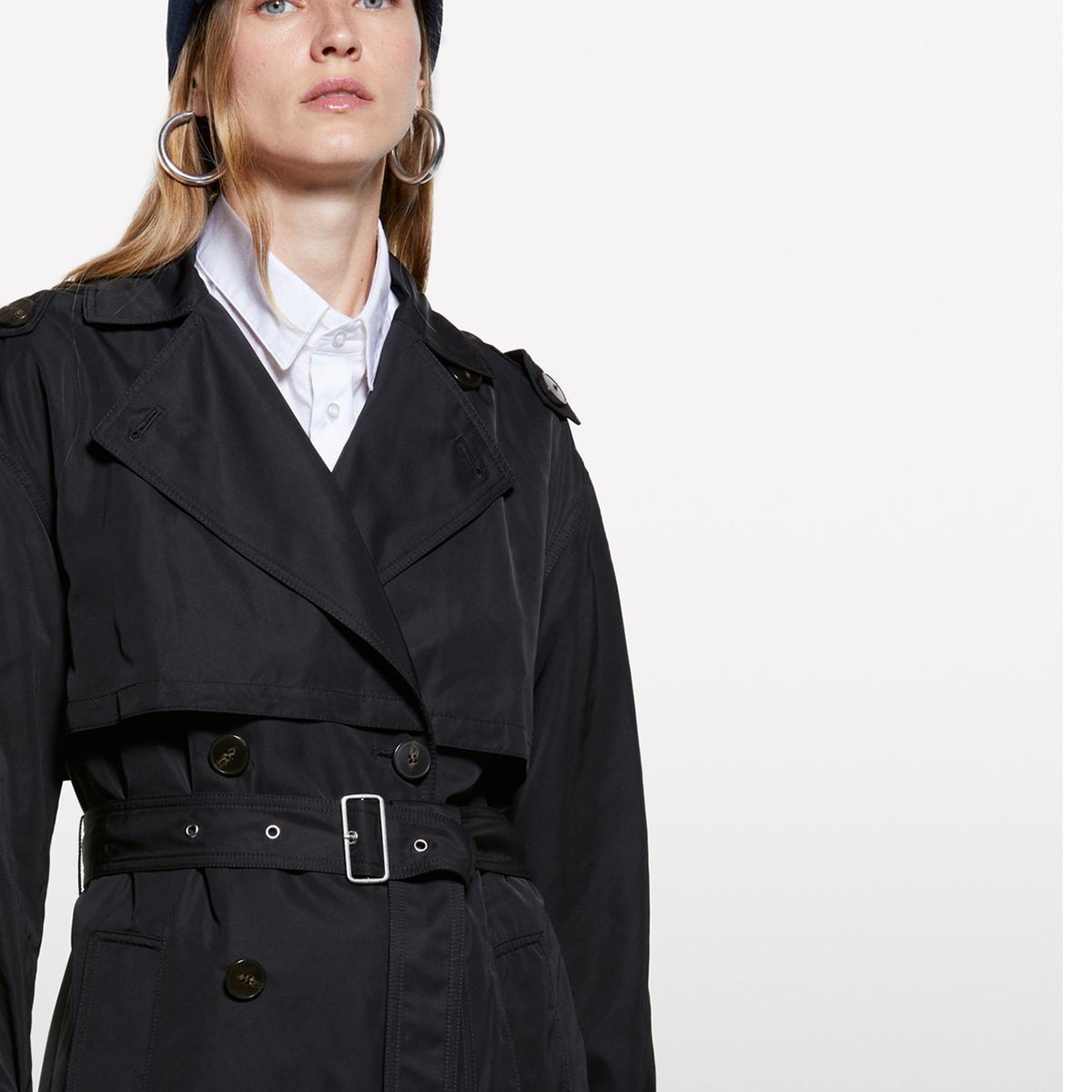 Kadın Siyah Kemerli Astarlı Manşetli Comfort Fit Midi Trençkot
