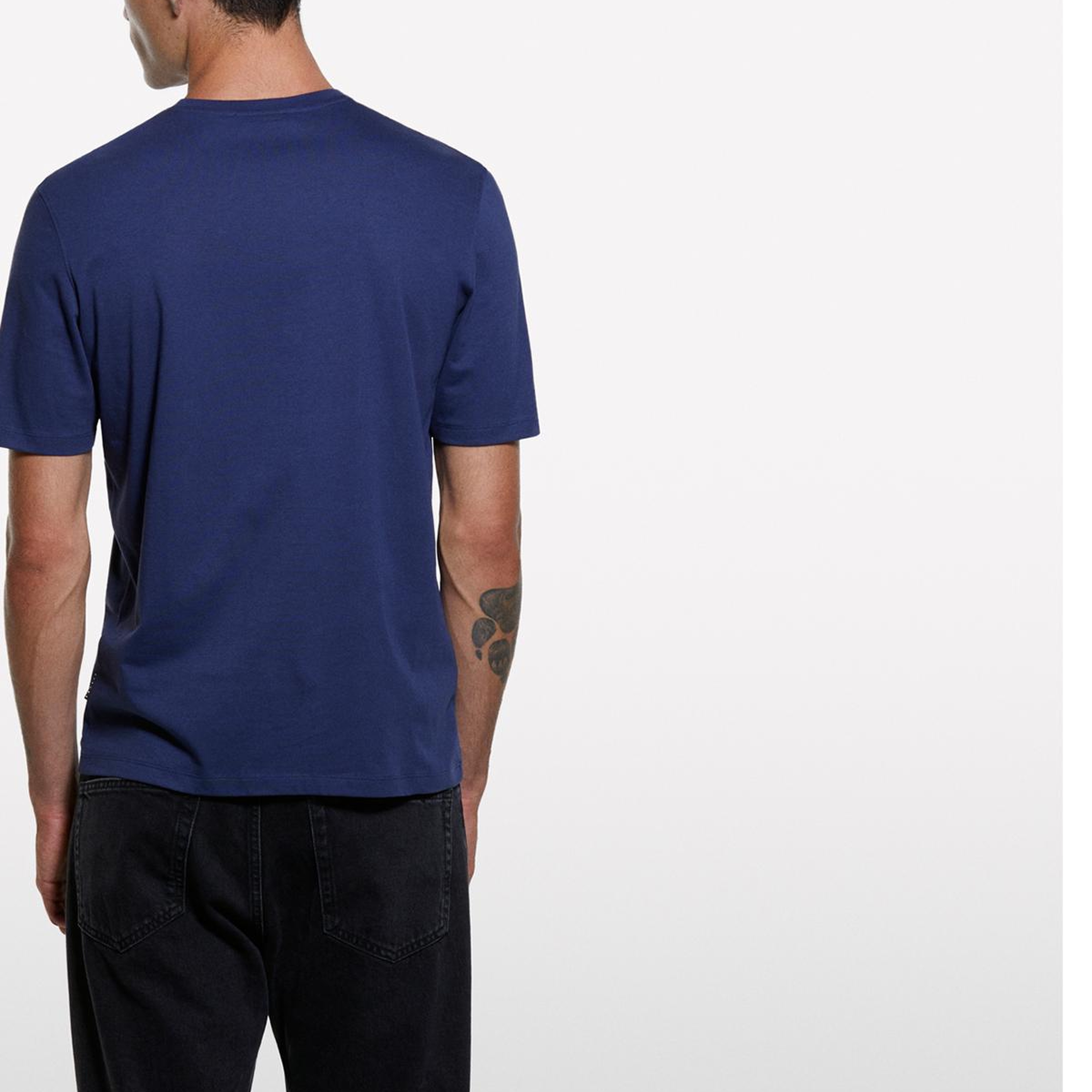 Erkek Koyu Mavi %100 Pamuk Normal Kesim Bisiklet Yaka Kısa Kollu T-Shirt
