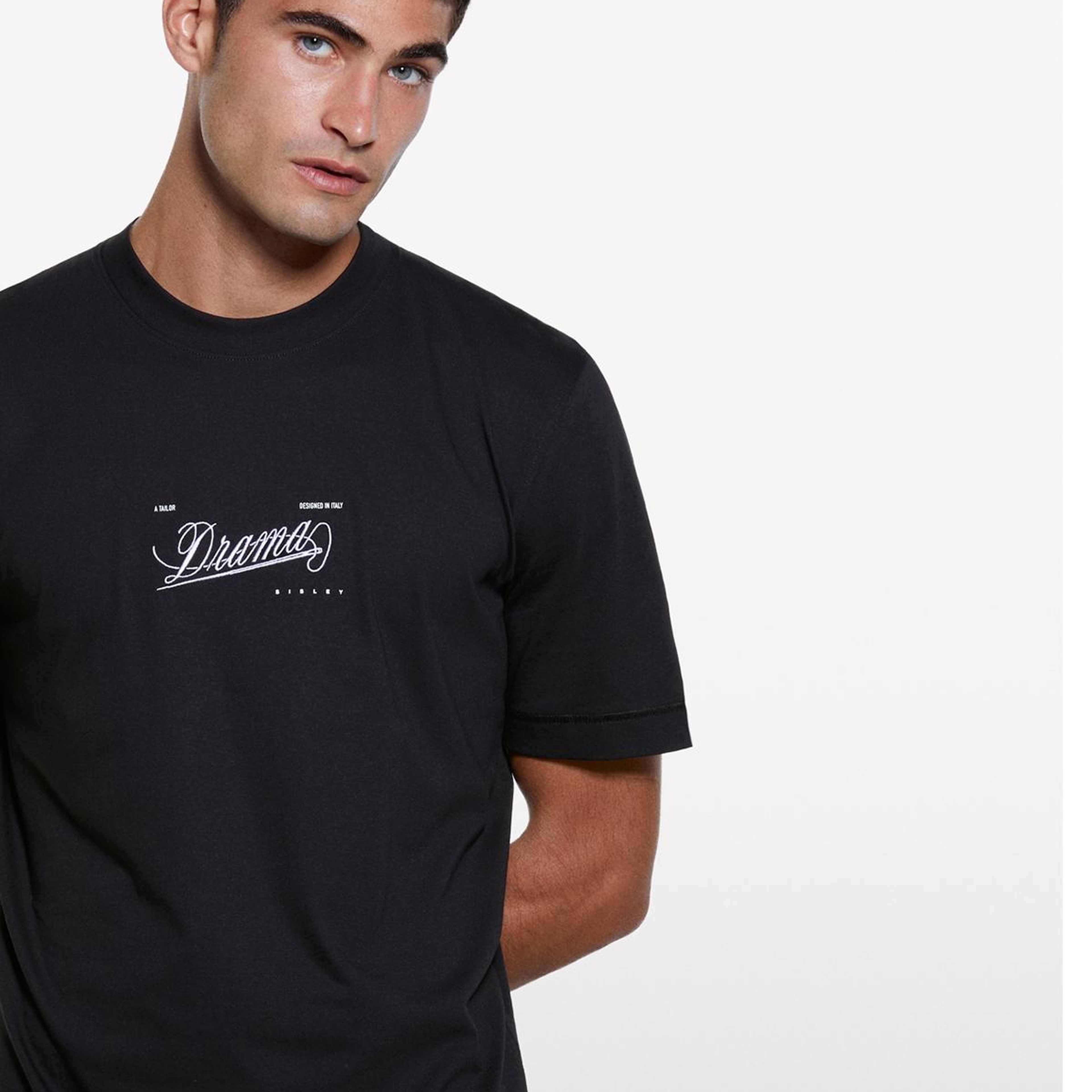 Erkek Siyah %100 Pamuk Önü Baskılı Bisiklet Yaka Regular Fit T-Shirt