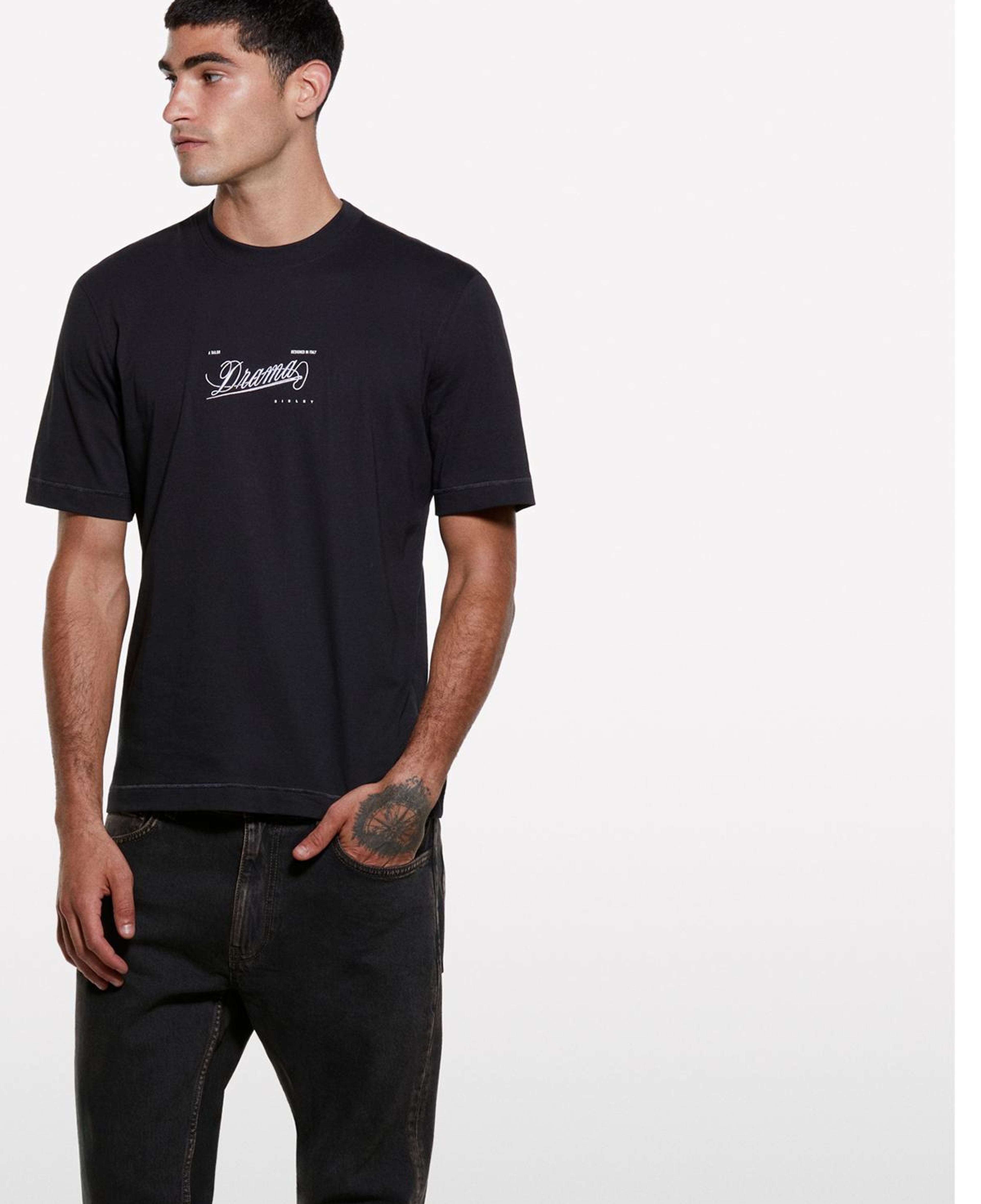 Erkek Siyah %100 Pamuk Önü Baskılı Bisiklet Yaka Regular Fit T-Shirt