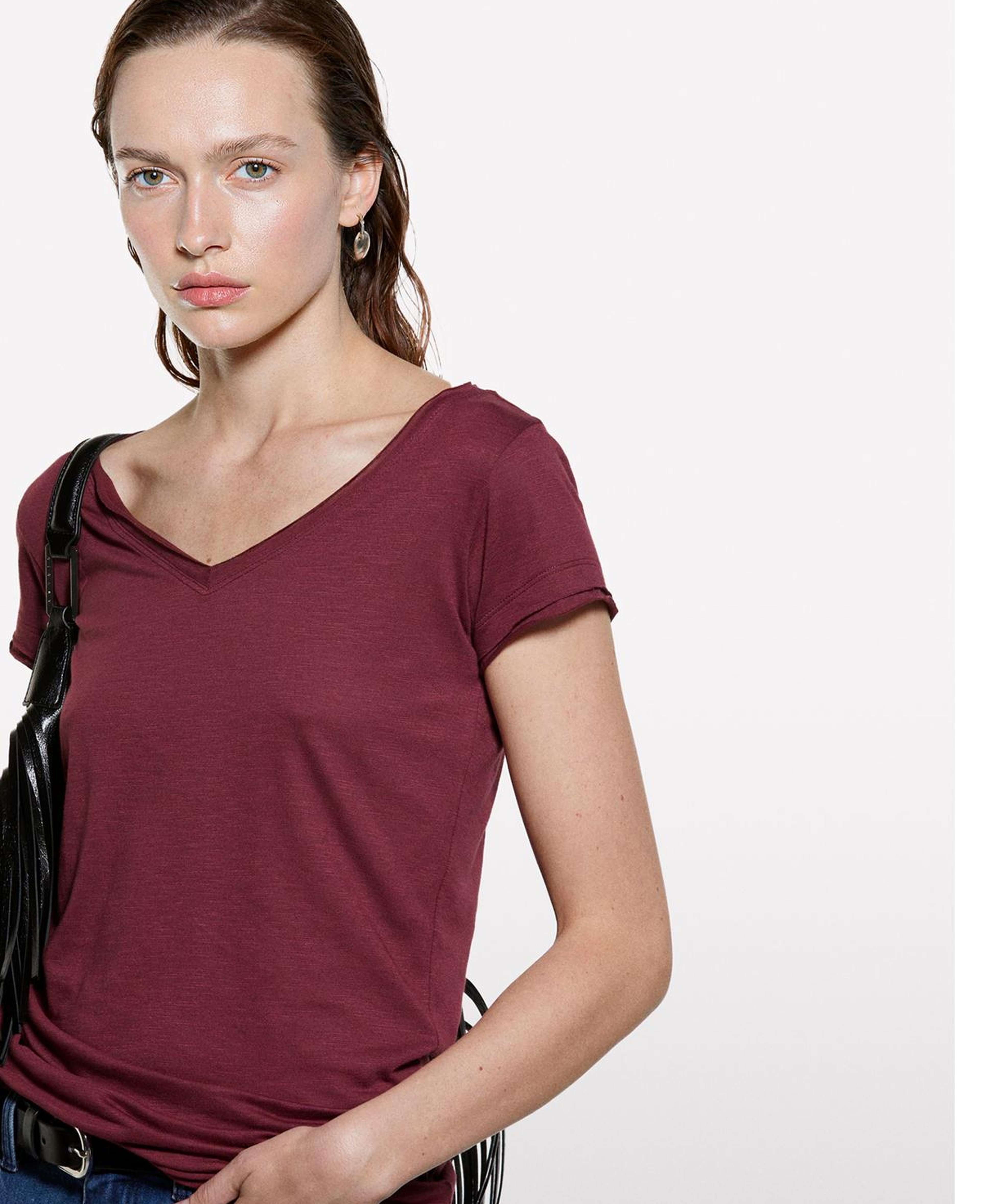 Kadın Bordo Pamuk Modal Karışımlı Normal Kalıp V Yaka Slub T-Shirt