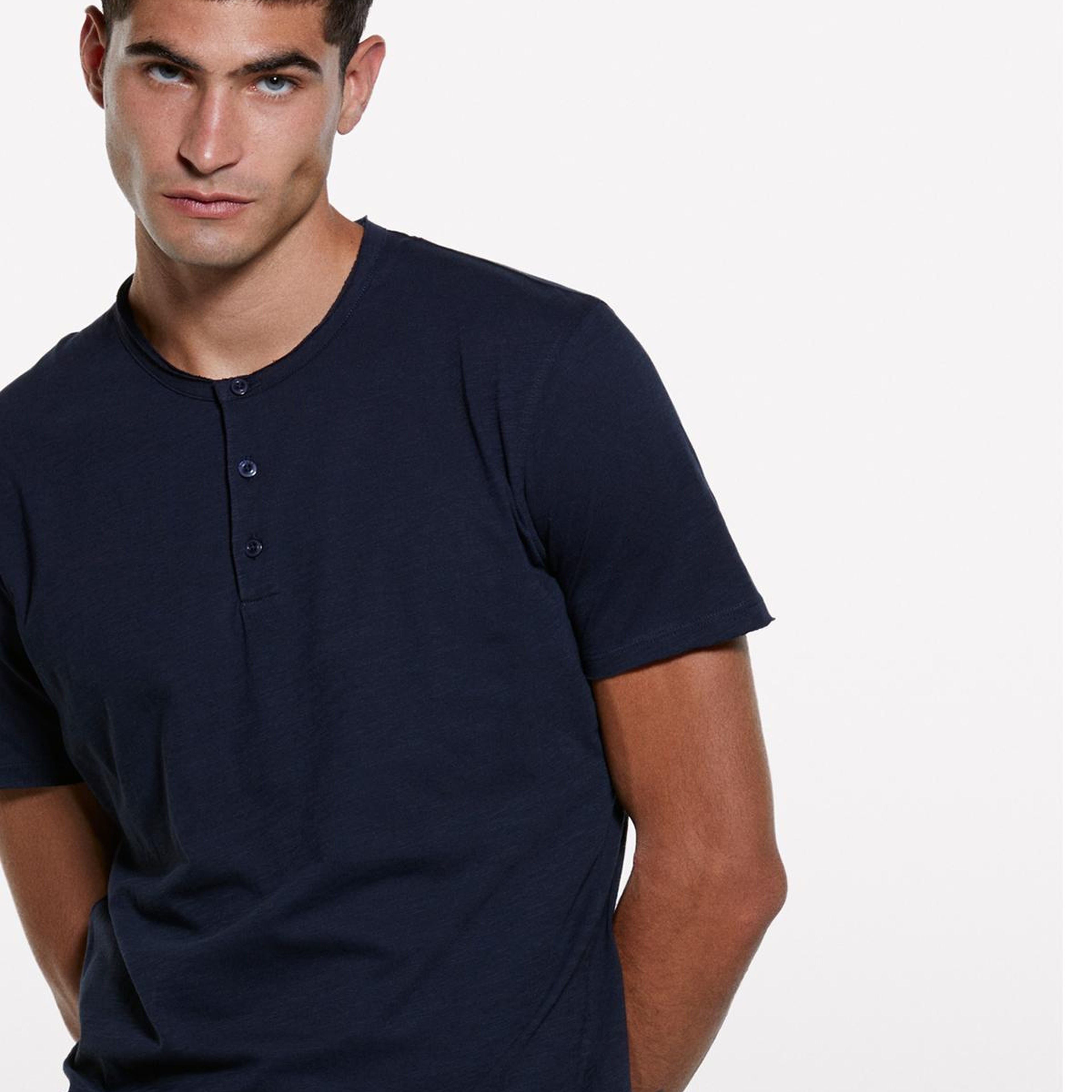 Erkek Lacivert %100 Pamuk Düğmeli Bisiklet Yaka Slim Fit Slub T-Shirt