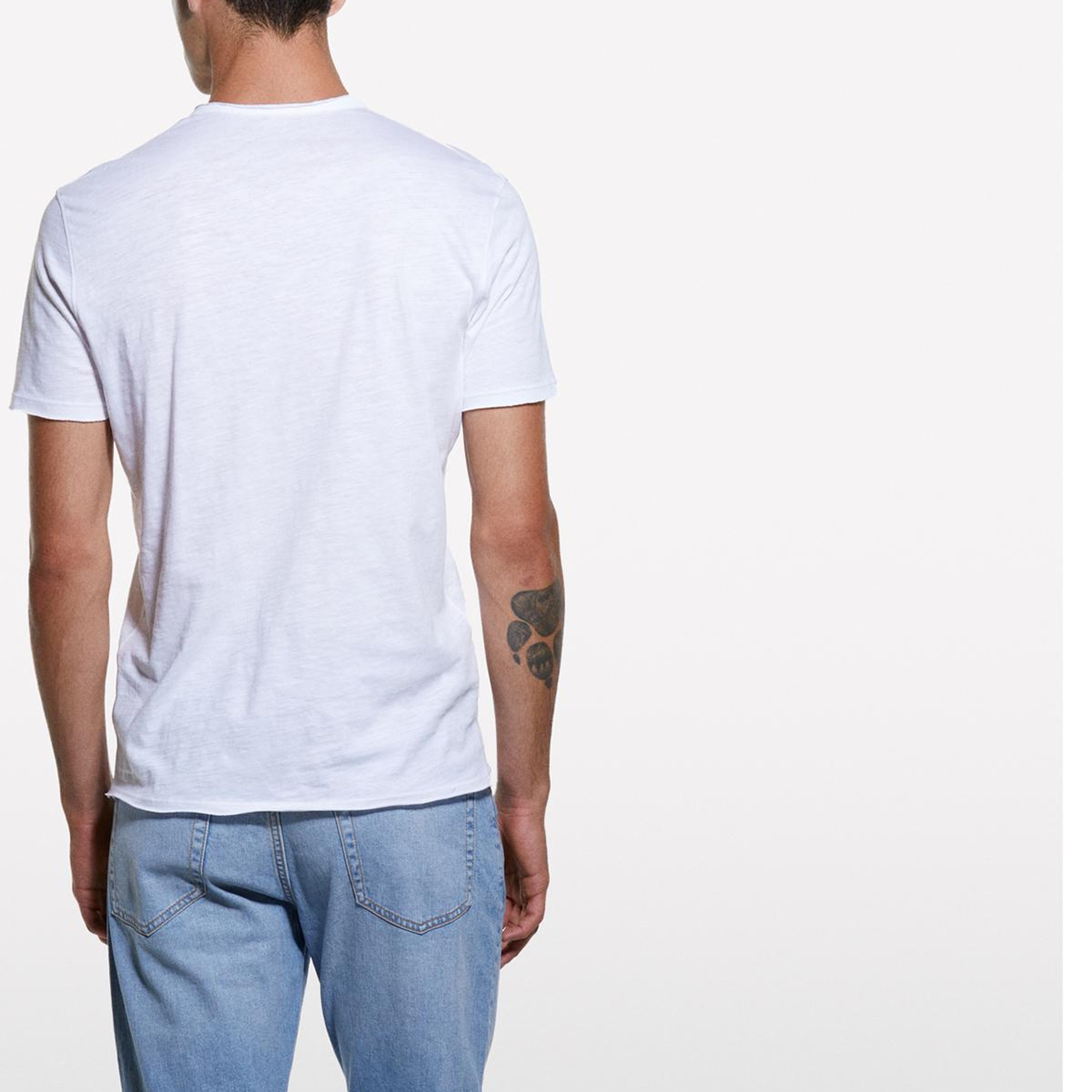 Erkek Beyaz %100 Pamuk Düğmeli Bisiklet Yaka Slim Fit Slub T-Shirt