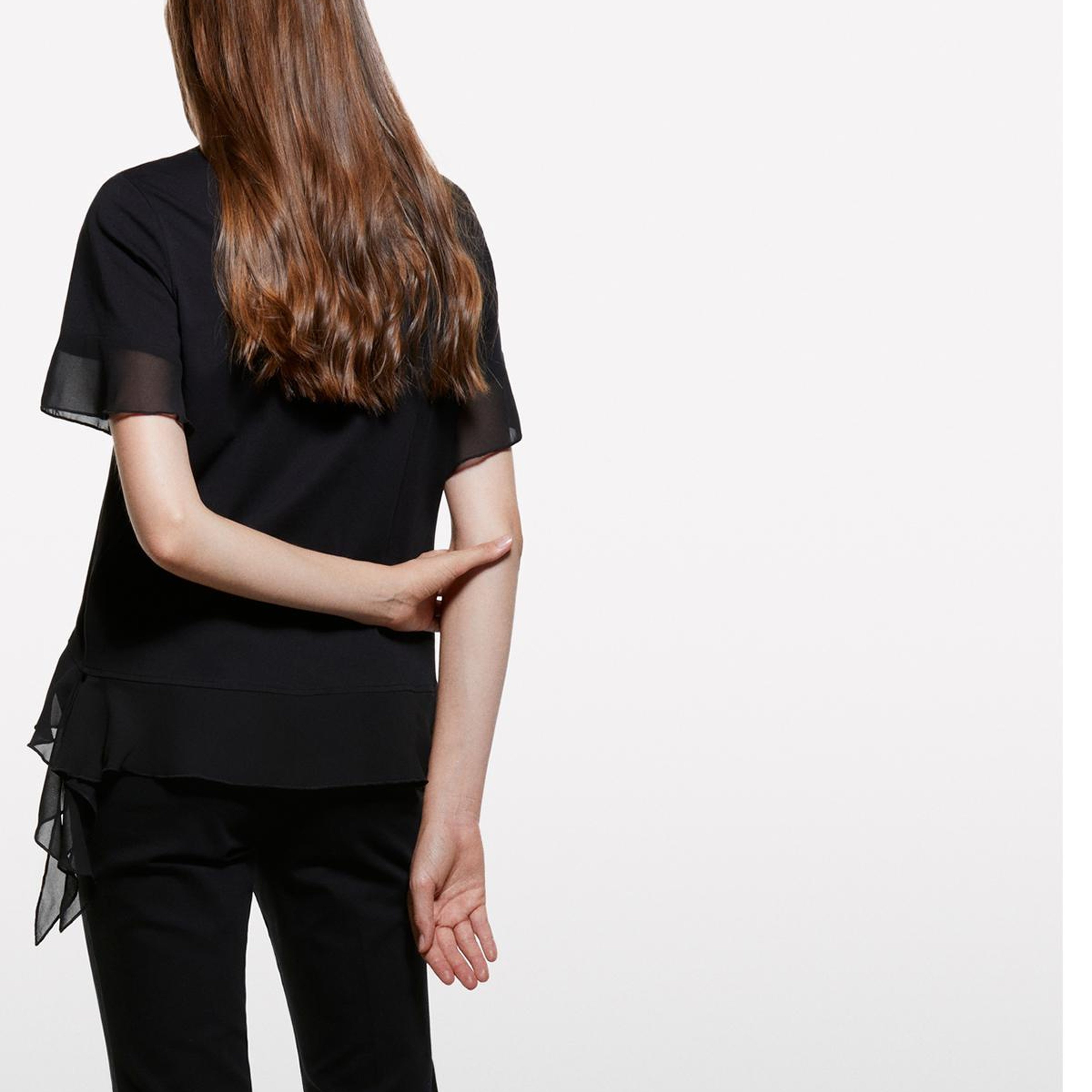 Kadın Siyah %100 Pamuk Pile Eklemeli Boxy Fit T-Shirt