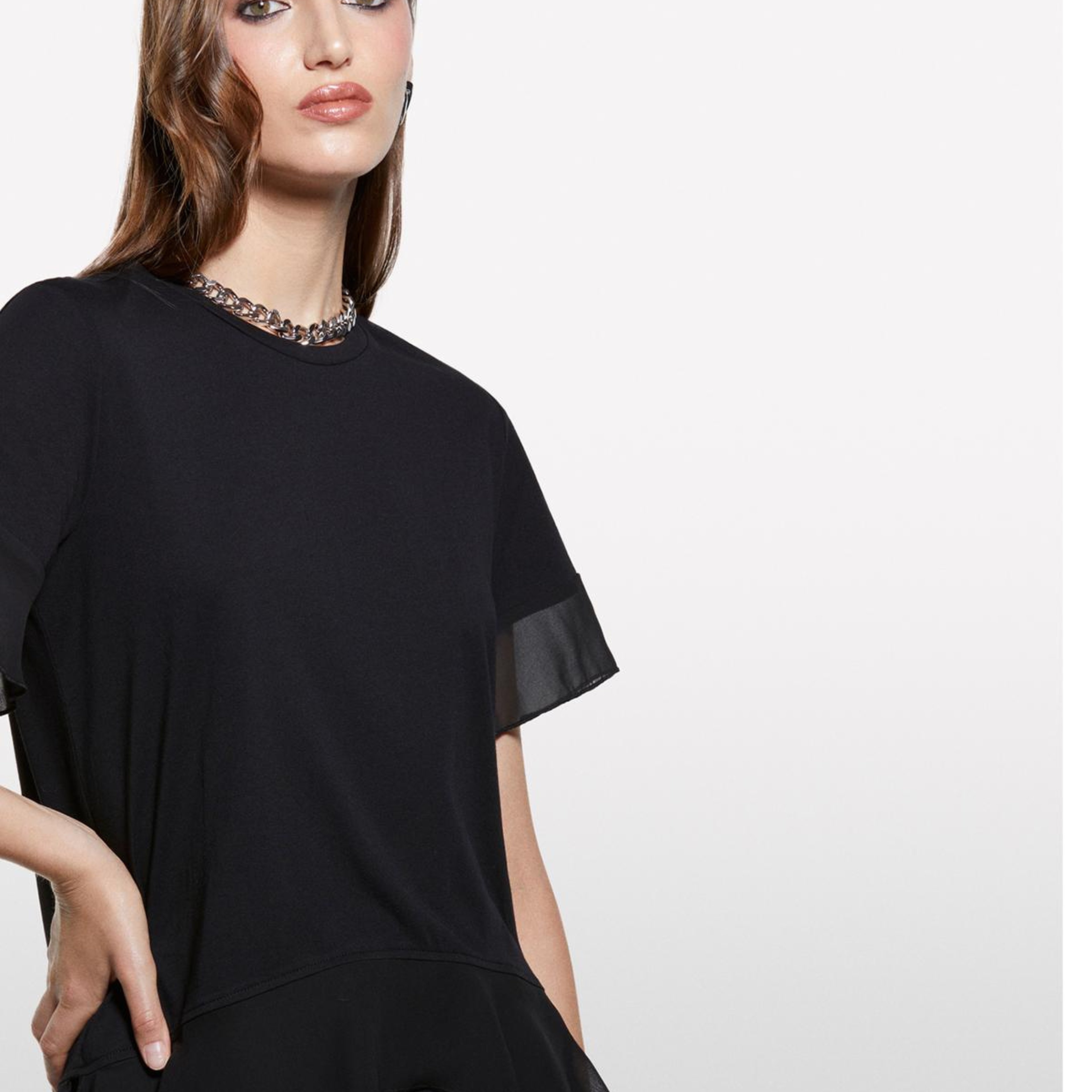 Kadın Siyah %100 Pamuk Pile Eklemeli Boxy Fit T-Shirt
