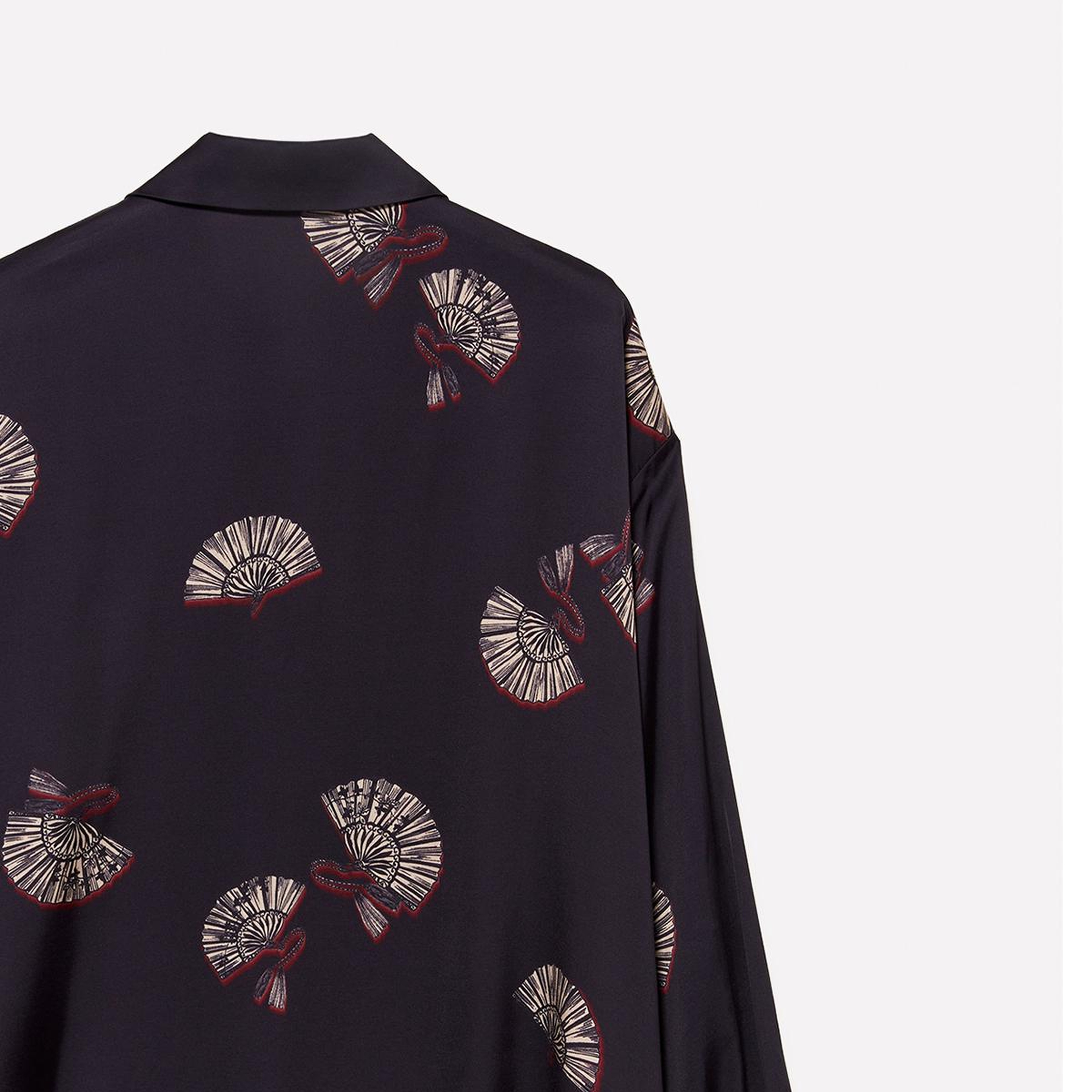 Kadın Siyah %100 Viskoz Tamamı Desenli Asimetrik Oversize Saten Gömlek