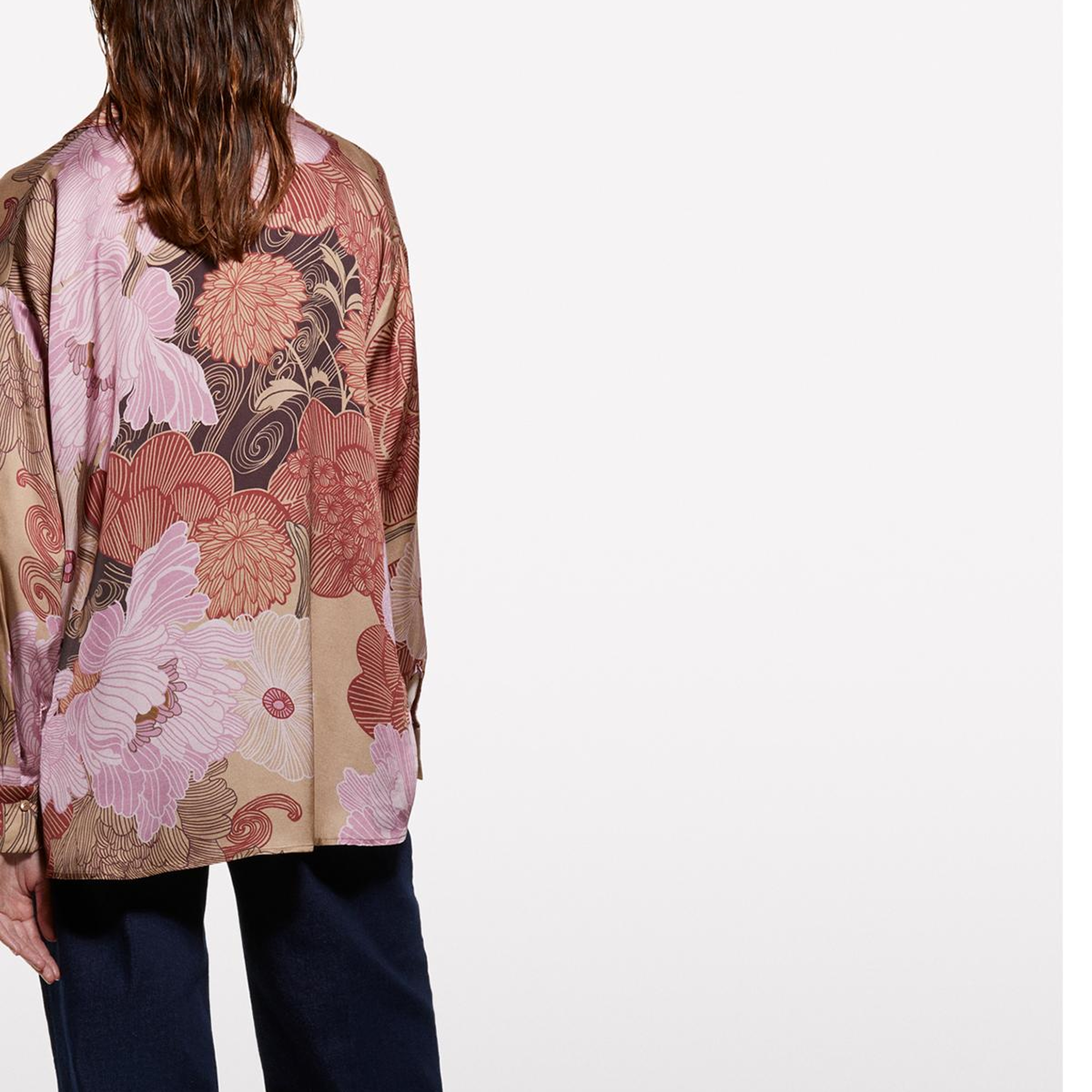 Kadın Pembe Mix %100 Viskoz Tamamı Desenli Asimetrik Oversize Saten Gömlek
