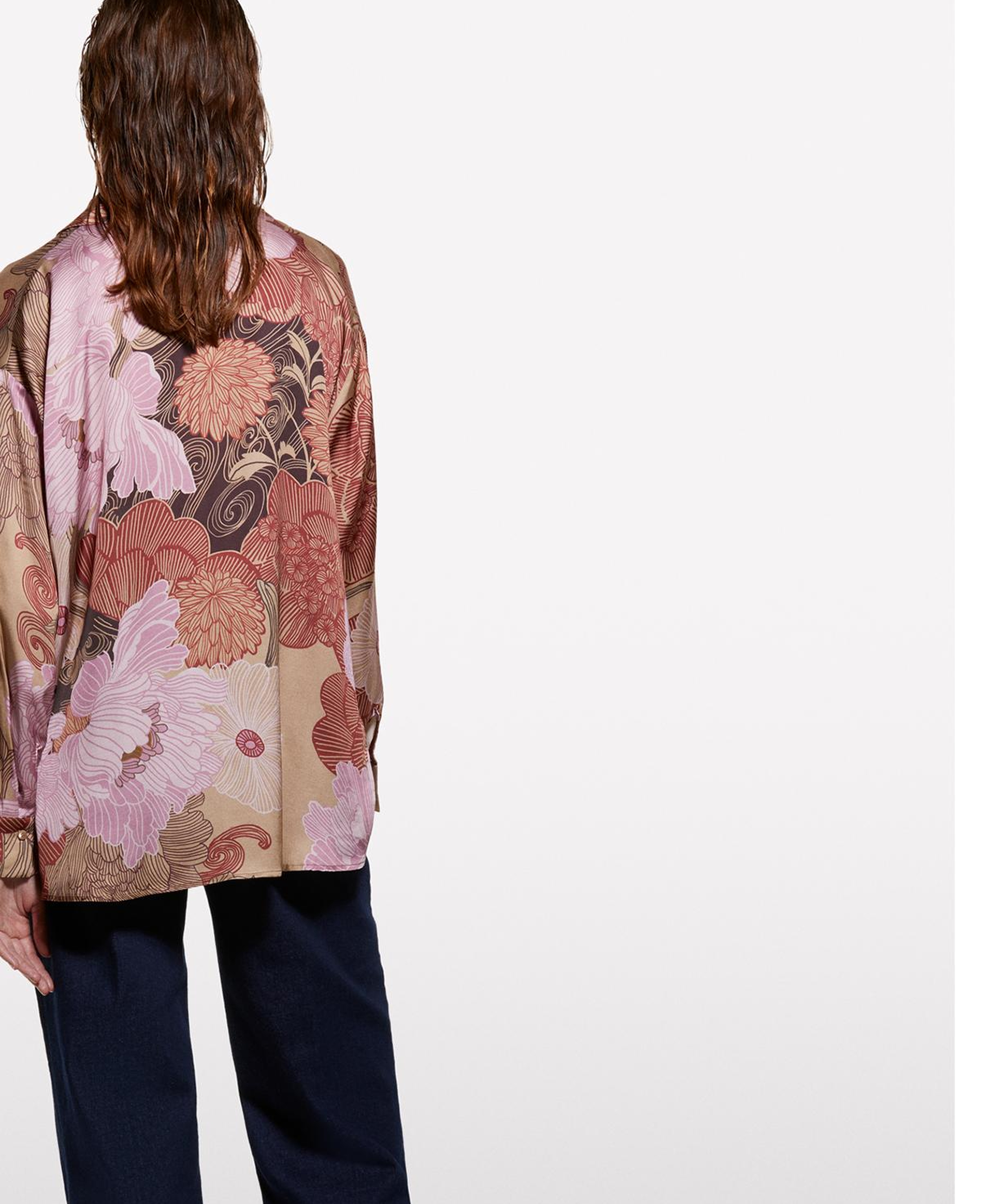 Kadın Pembe Mix %100 Viskoz Tamamı Desenli Asimetrik Oversize Saten Gömlek