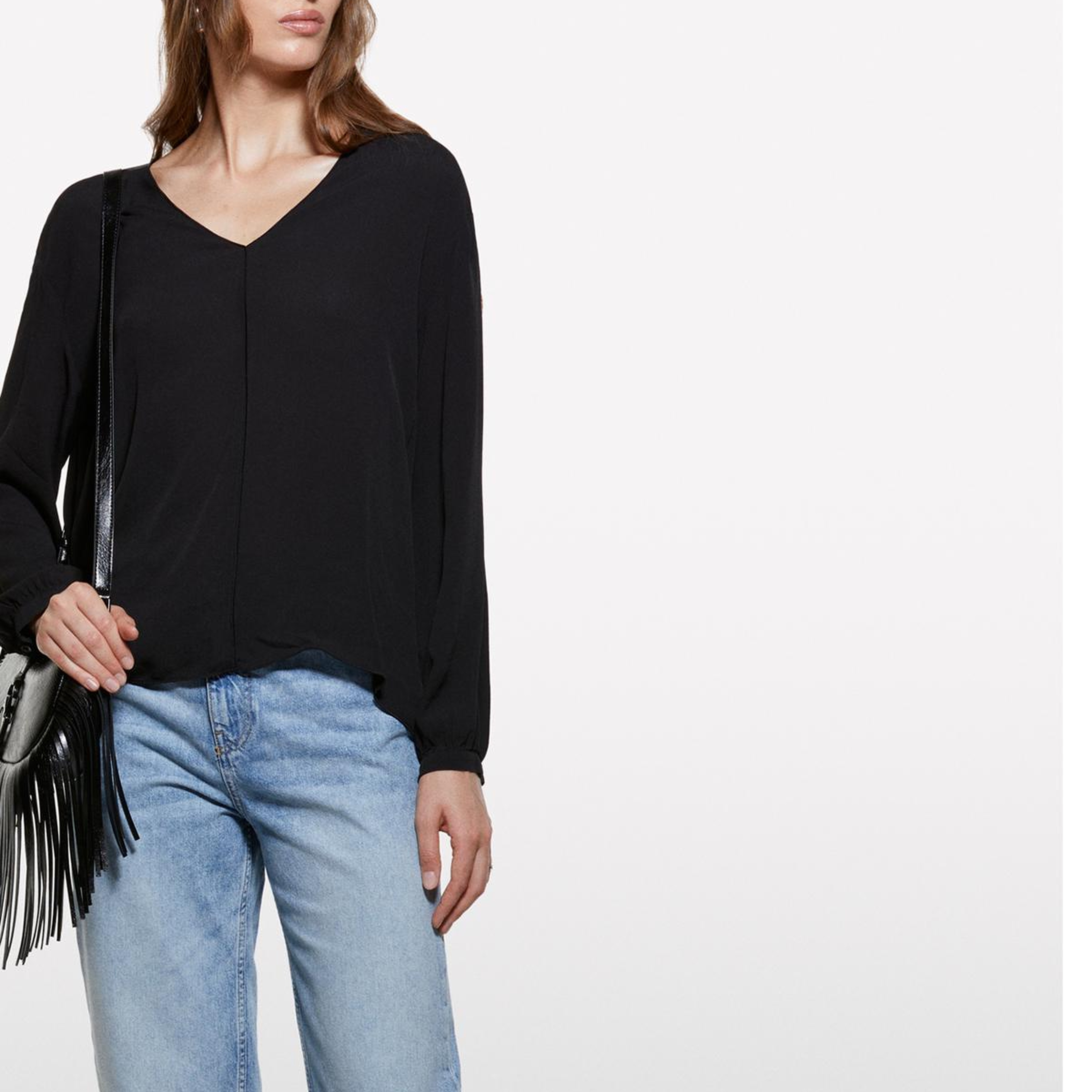 Kadın Siyah %100 Viskoz V Yaka Oversize Bluz