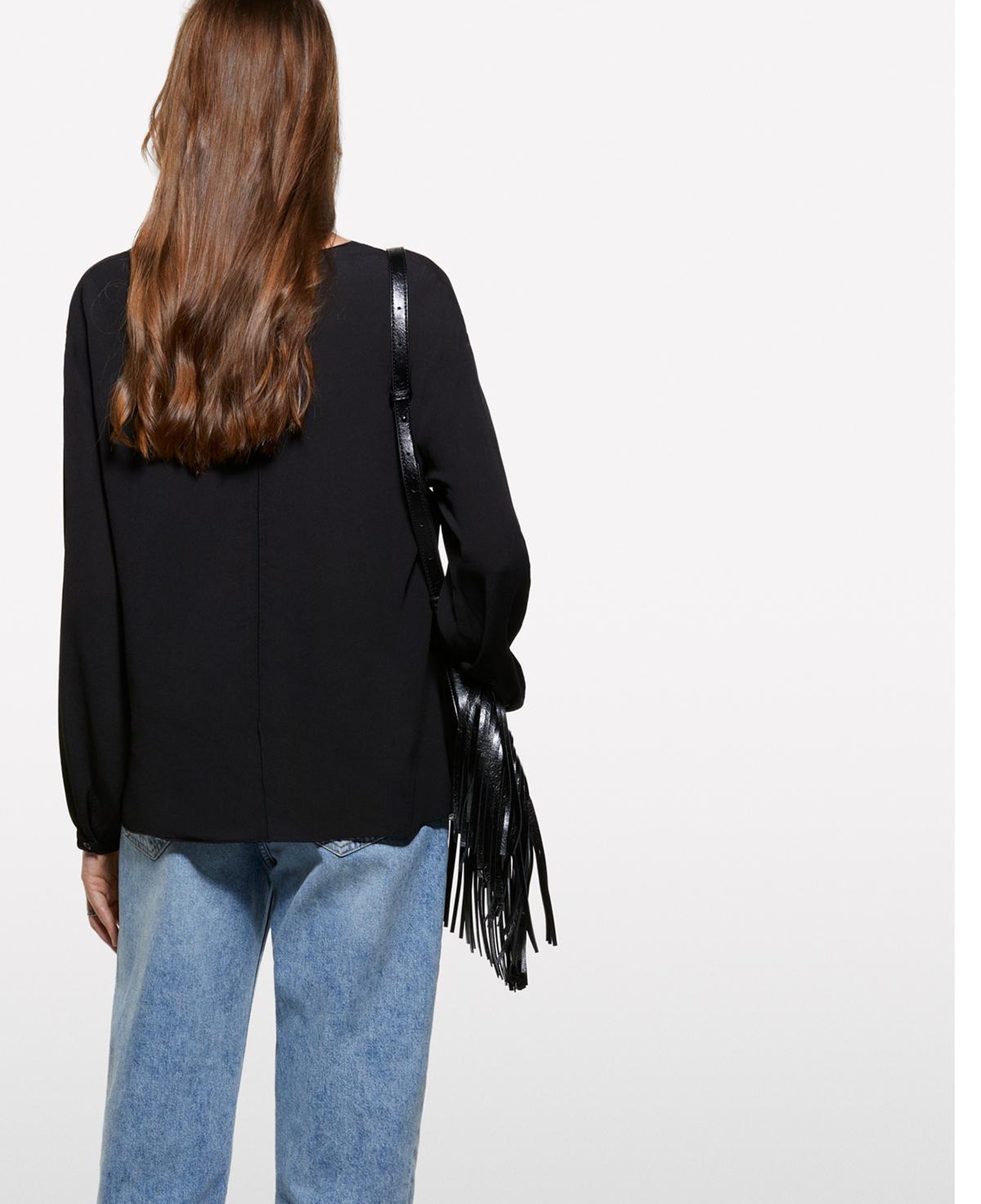 Kadın Siyah %100 Viskoz V Yaka Oversize Bluz