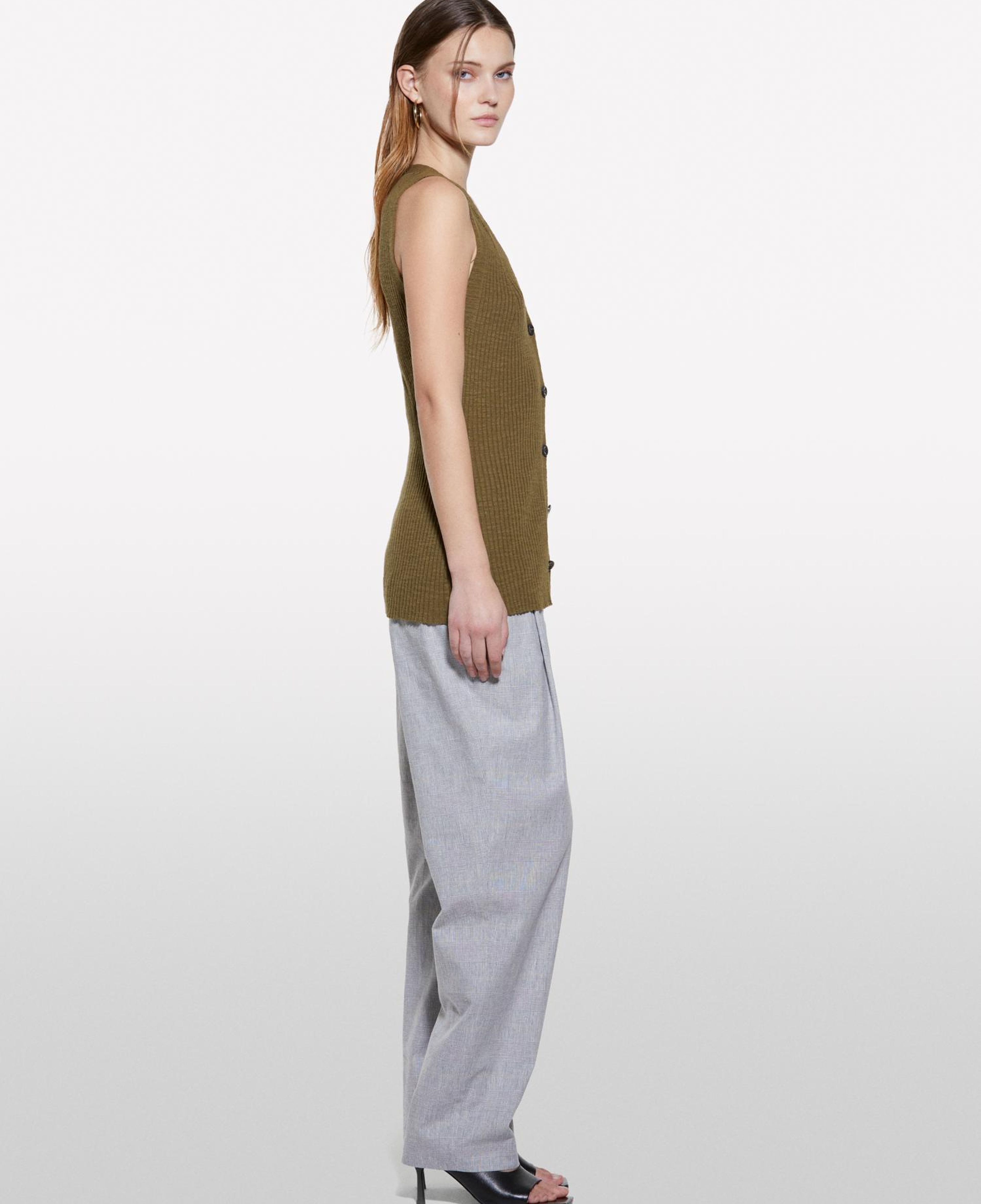 Kadın Koyu Haki Keten Karışımlı Slim Fit Triko Yelek