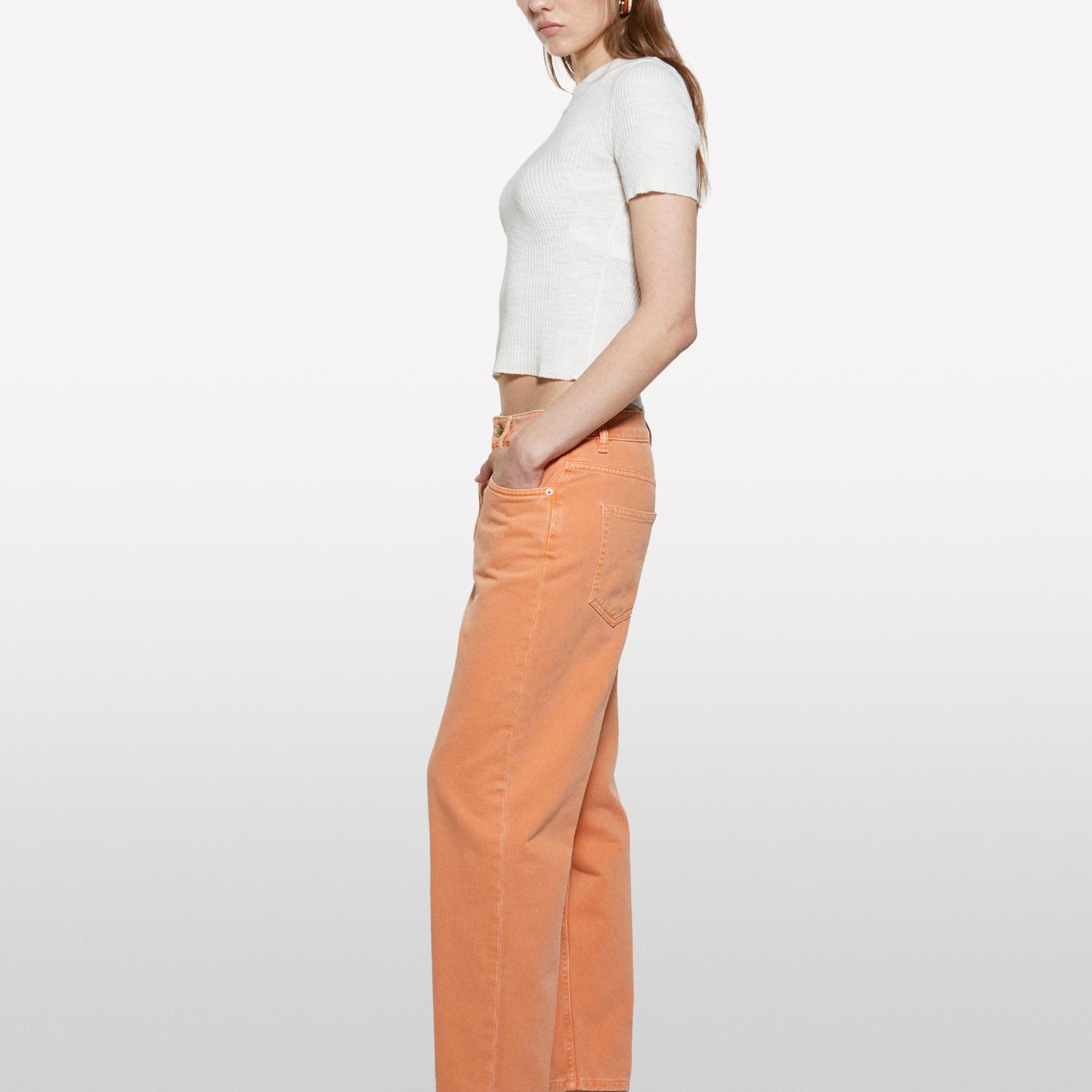 Kadın Kırık Beyaz Keten Karışımlı Slim Fit Kısa Kollu Kazak