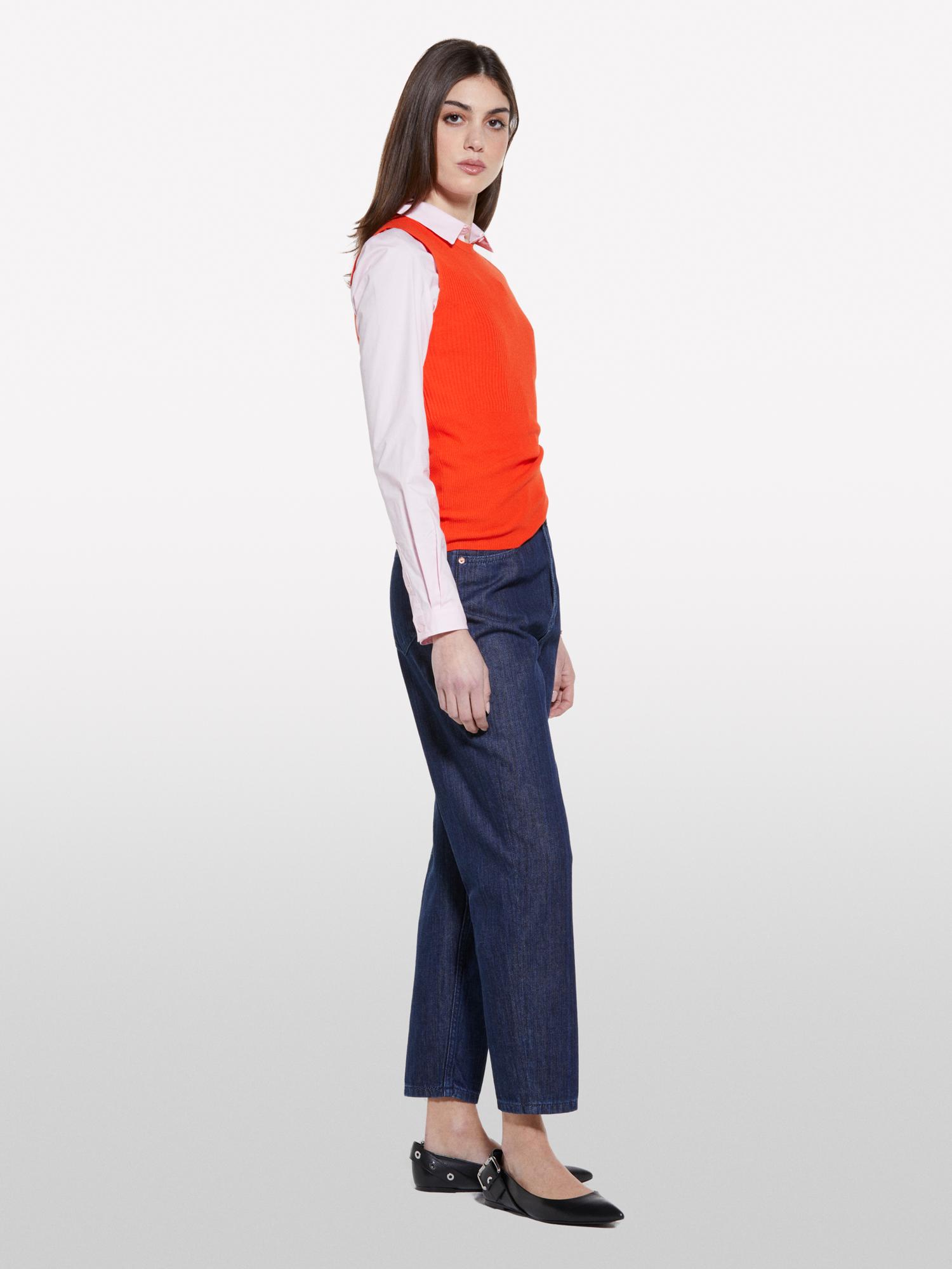 Kadın Nar Çiçeği Viskoz Karışımlı Kolsuz Slim Fit Triko Bluz