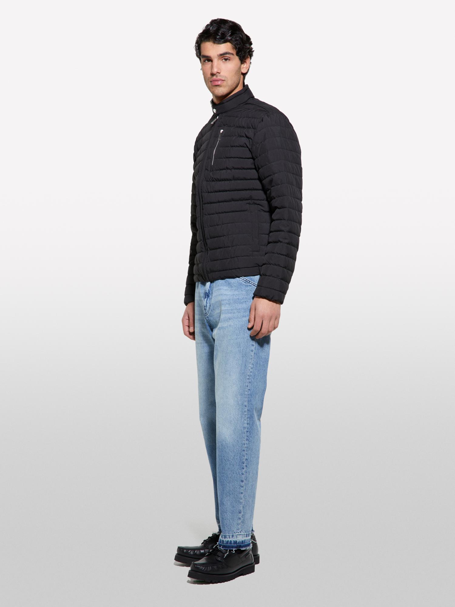 Erkek Sİyah Fermuar ve Logo Detaylı Slim Fit Mont