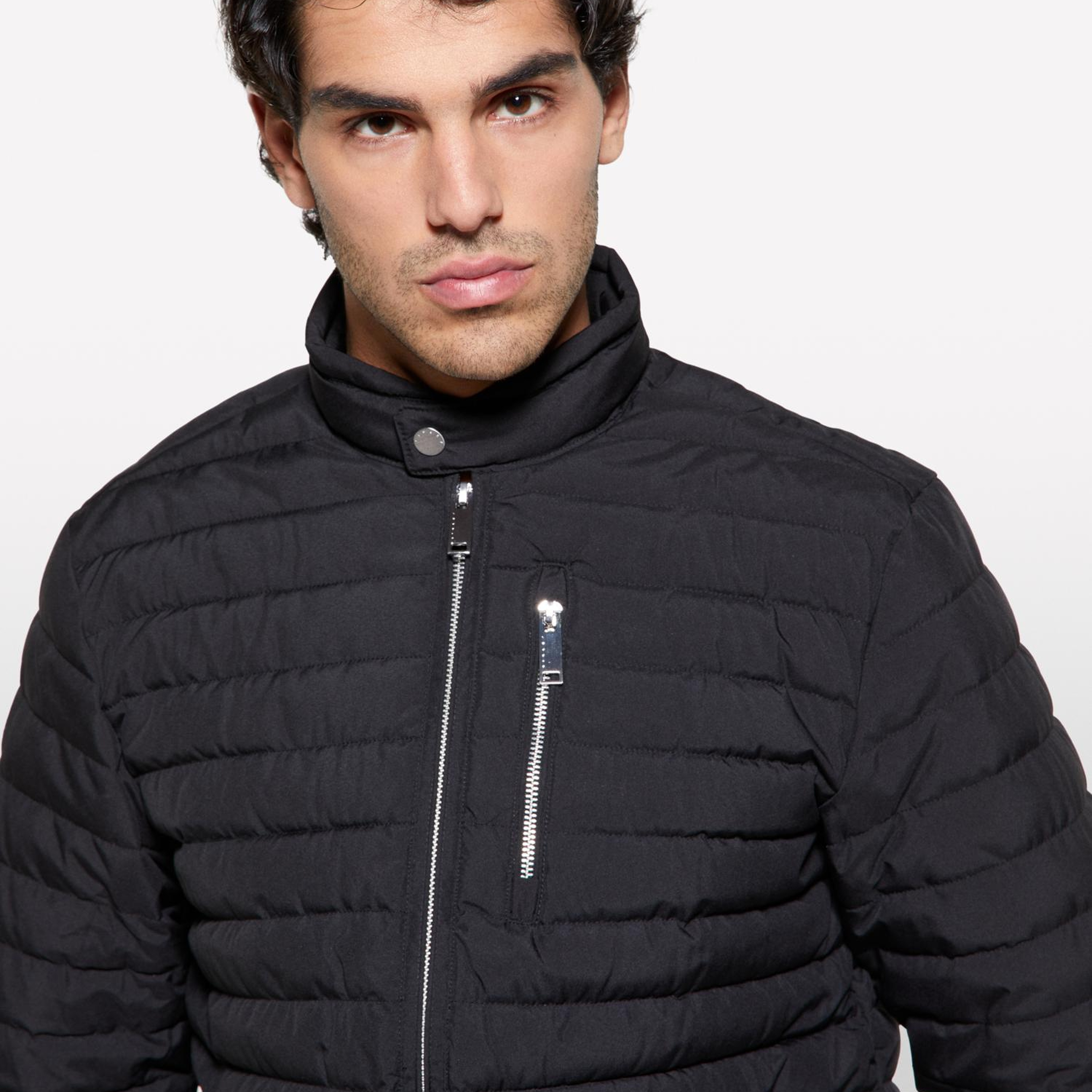 Erkek Sİyah Fermuar ve Logo Detaylı Slim Fit Mont