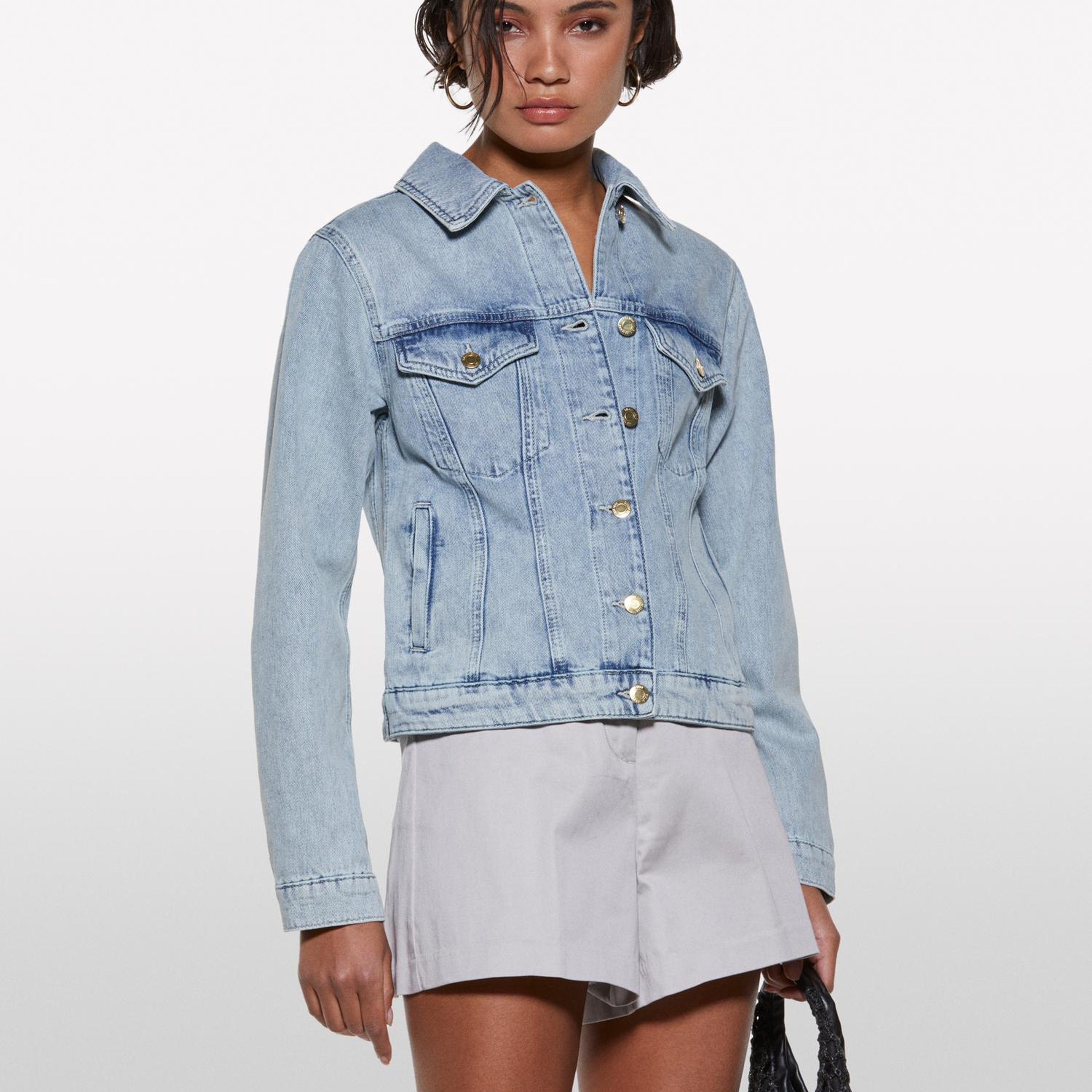 Kadın Denim %100 Pamuk Önü Düğmeli Cep Detaylı Denim Ceket