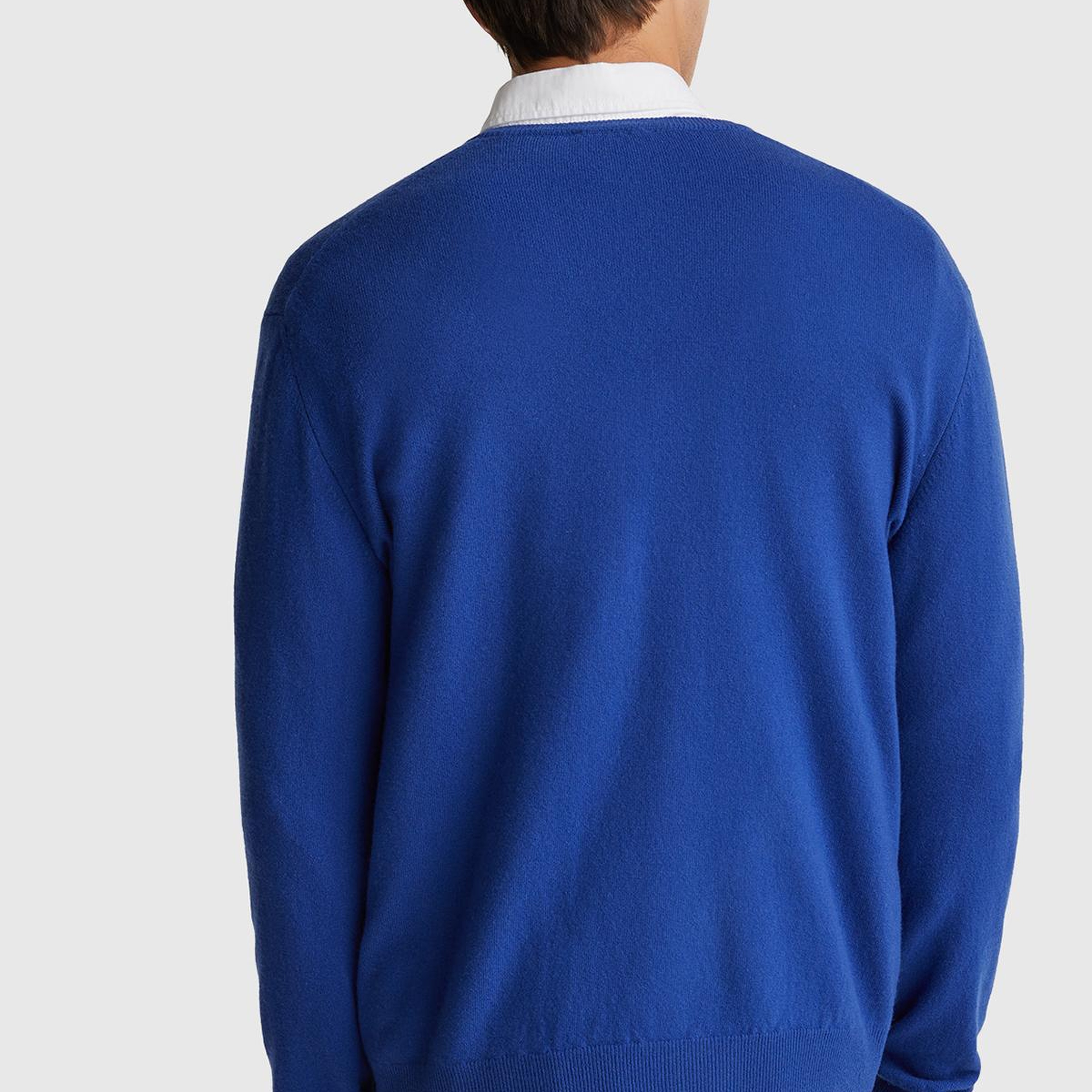 Erkek Koyu Mavi V Yaka %100 Merino Kazak