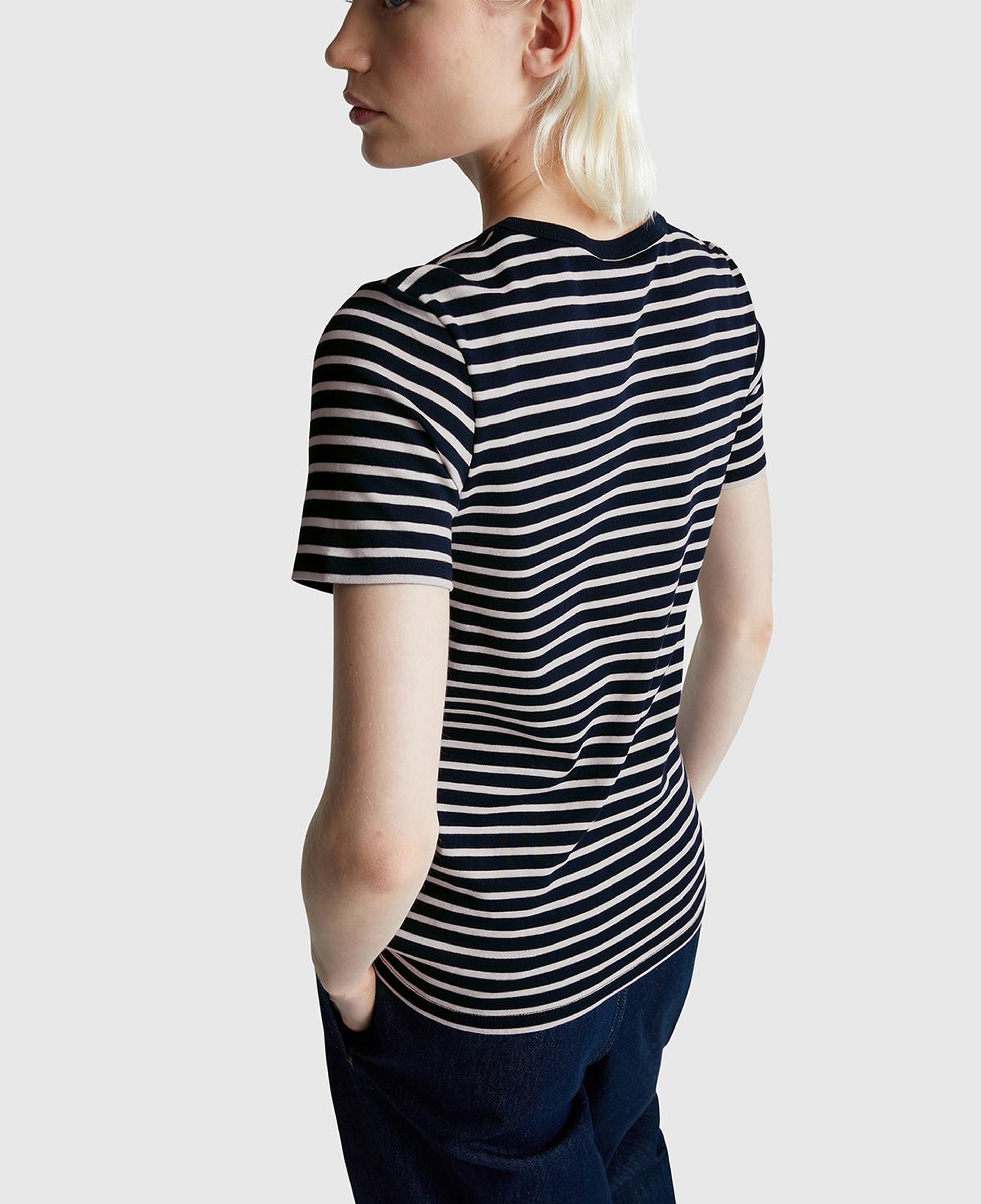 Kadın Lacivert %100 Pamuk Sol Altı Logolu Çizgili Bisiklet Yaka T-Shirt