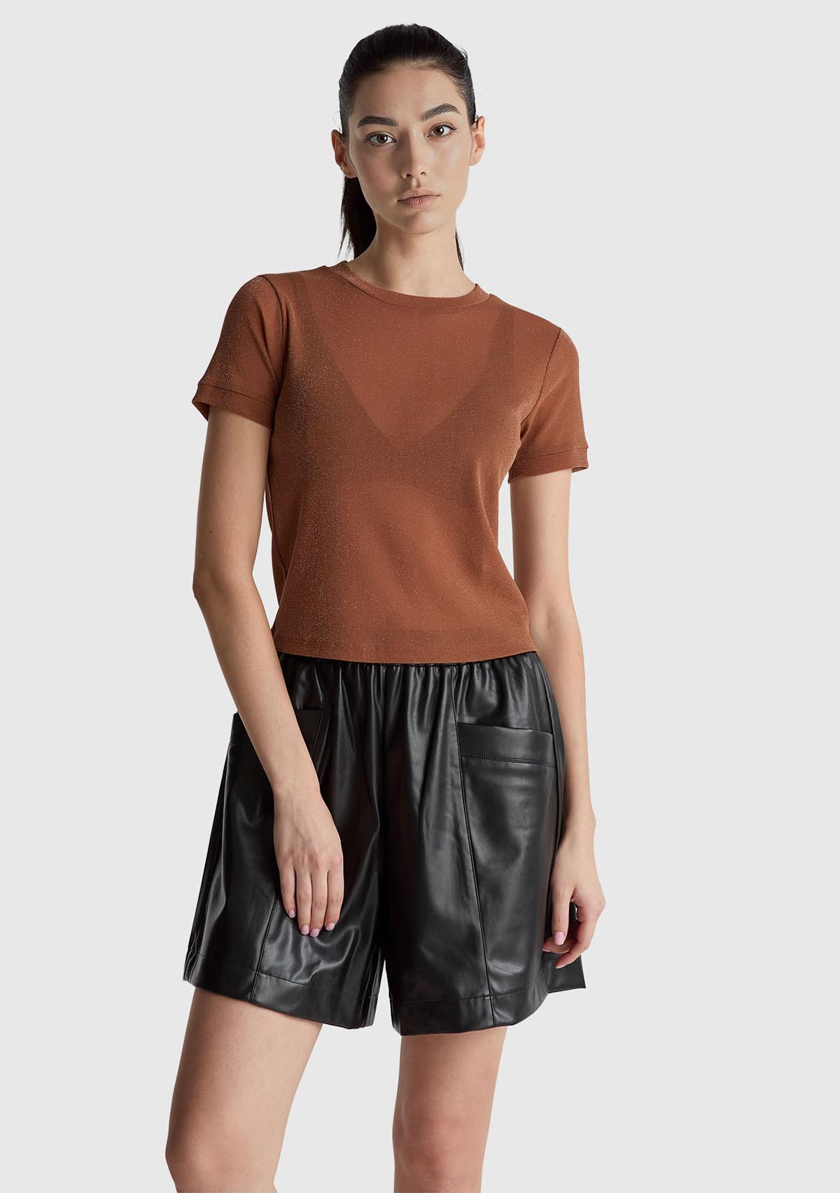 Kadın Koyu Kahverengi Simli Bisiklet Yaka Slim Fit T-Shirt