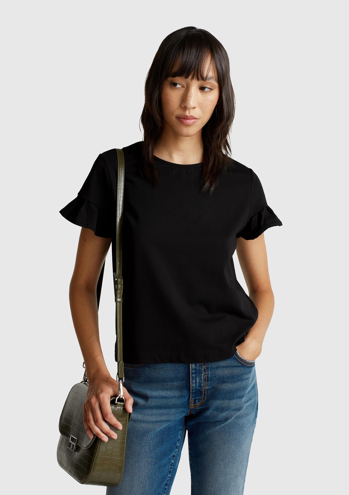 Kadın Siyah Koton Karışımlı Kolları Fırfır Detaylı T-Shirt