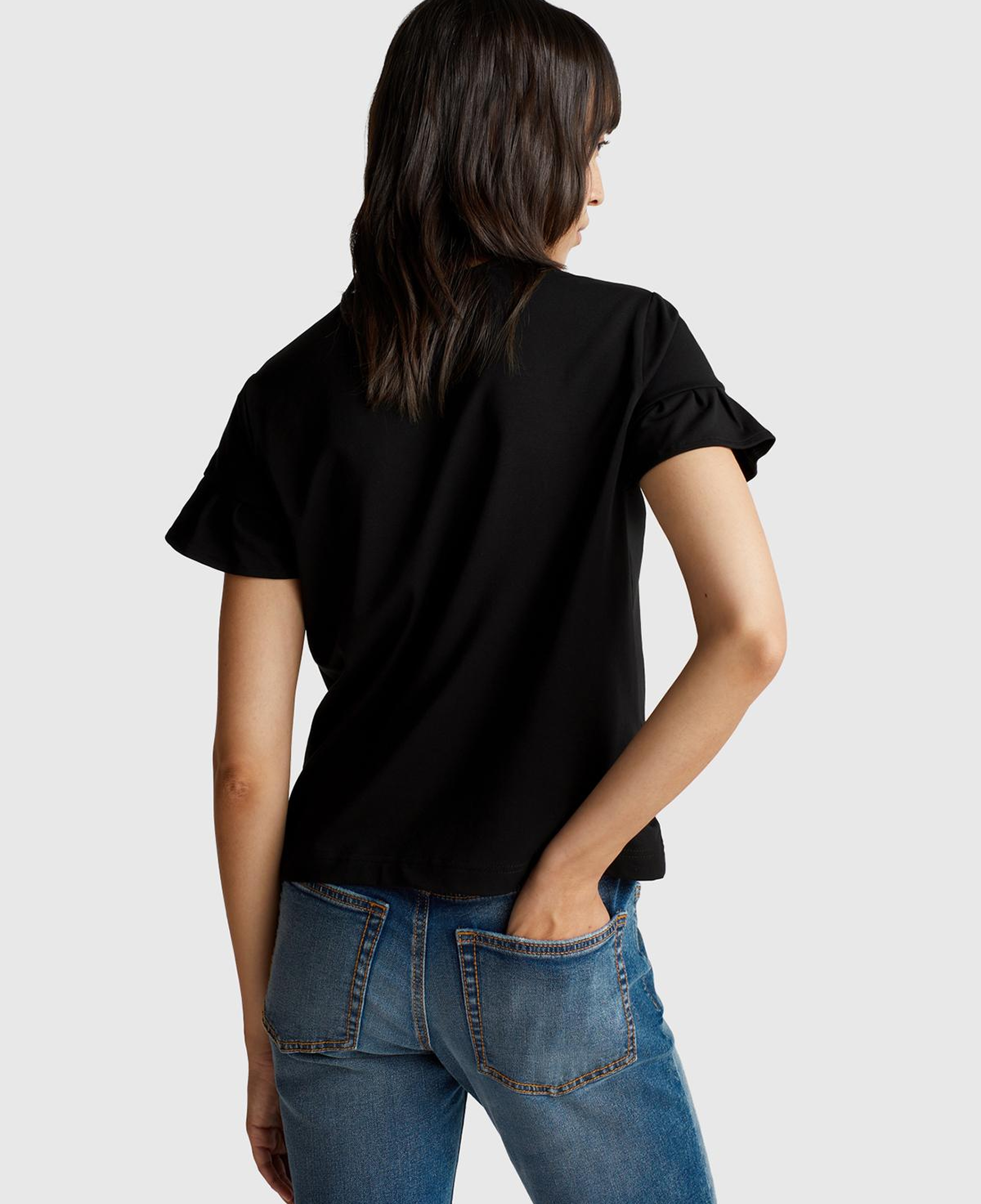 Kadın Siyah Koton Karışımlı Kolları Fırfır Detaylı T-Shirt